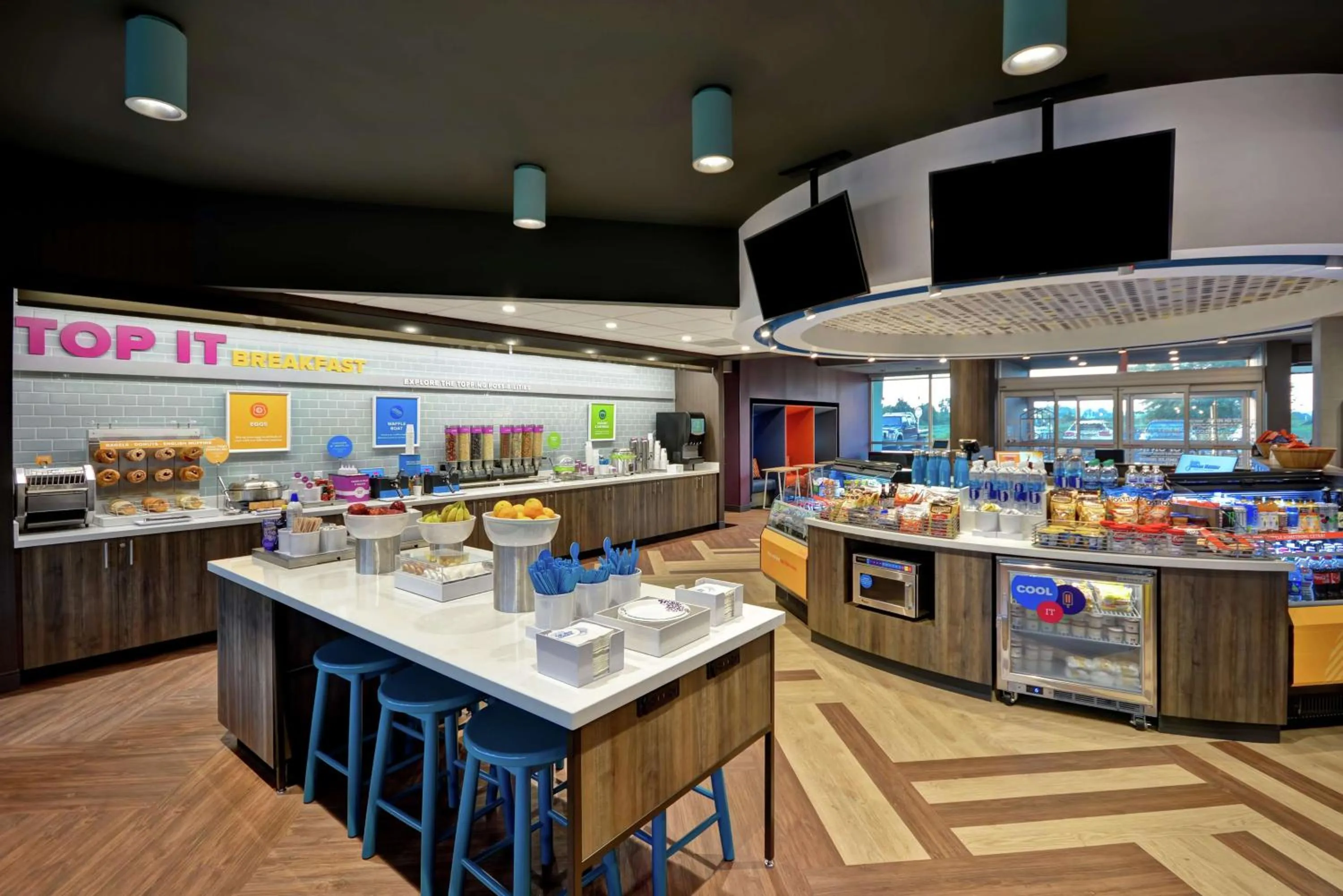 Breakfast in Tru By Hilton Denver, PA