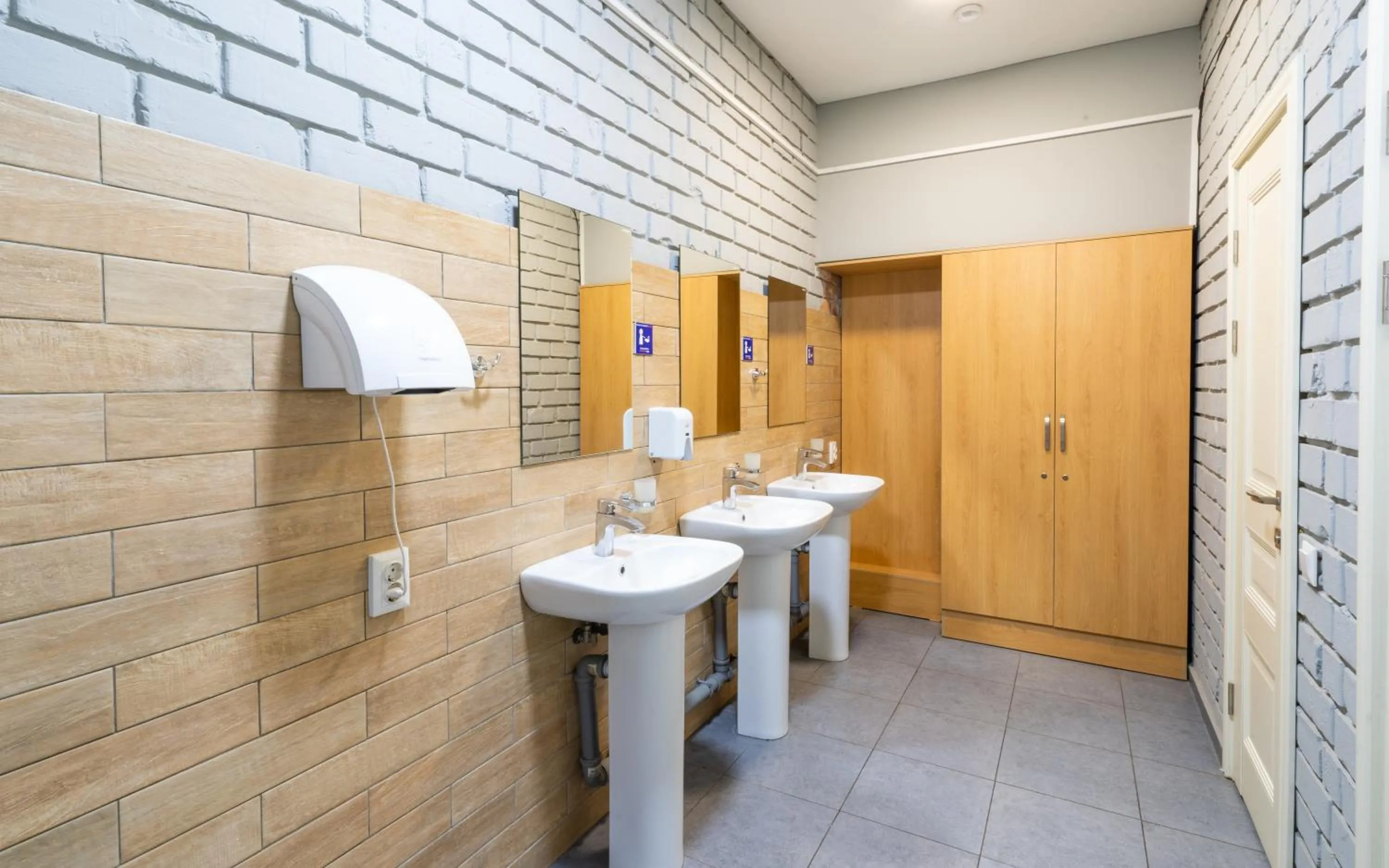 Toilet in ololoFreelander Hostel&Coworking