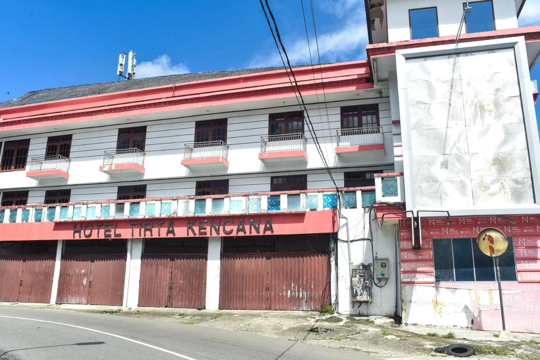 Property building in RedDoorz Plus @ Tirta Kencana Hotel