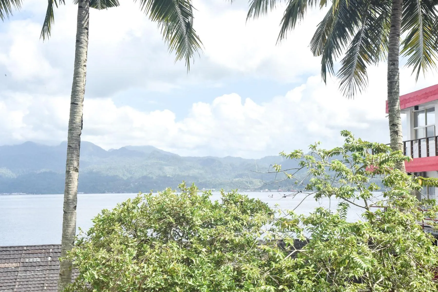 Mountain view in RedDoorz Plus @ Tirta Kencana Hotel