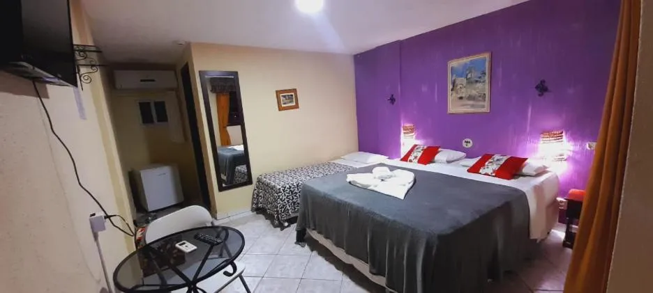 Bathroom, Bed in Hotel Pousada Viking