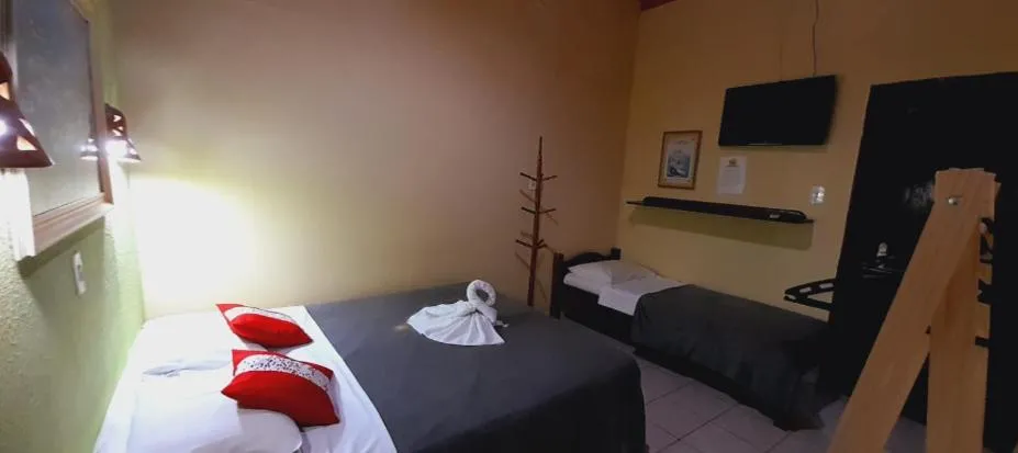 TV and multimedia, Bed in Hotel Pousada Viking
