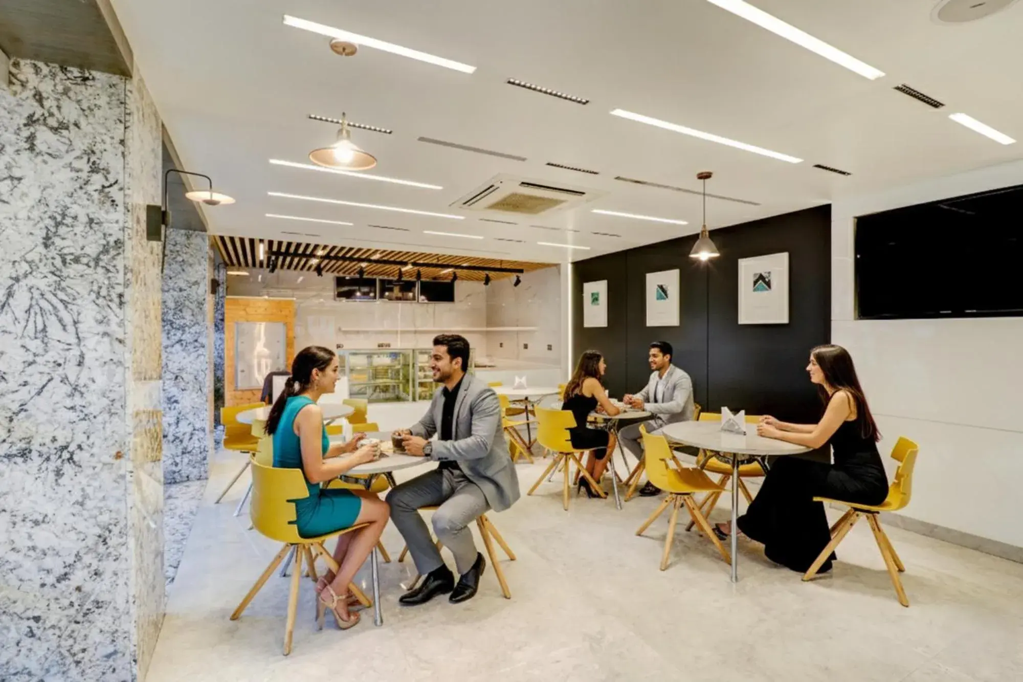 Restaurant/places to eat in FabHotel Prime Oasis Blue - Near Chetak Bridge Restaurant/places to eat in FabHotel Prime Oasis Blue - Near Chetak Bridge