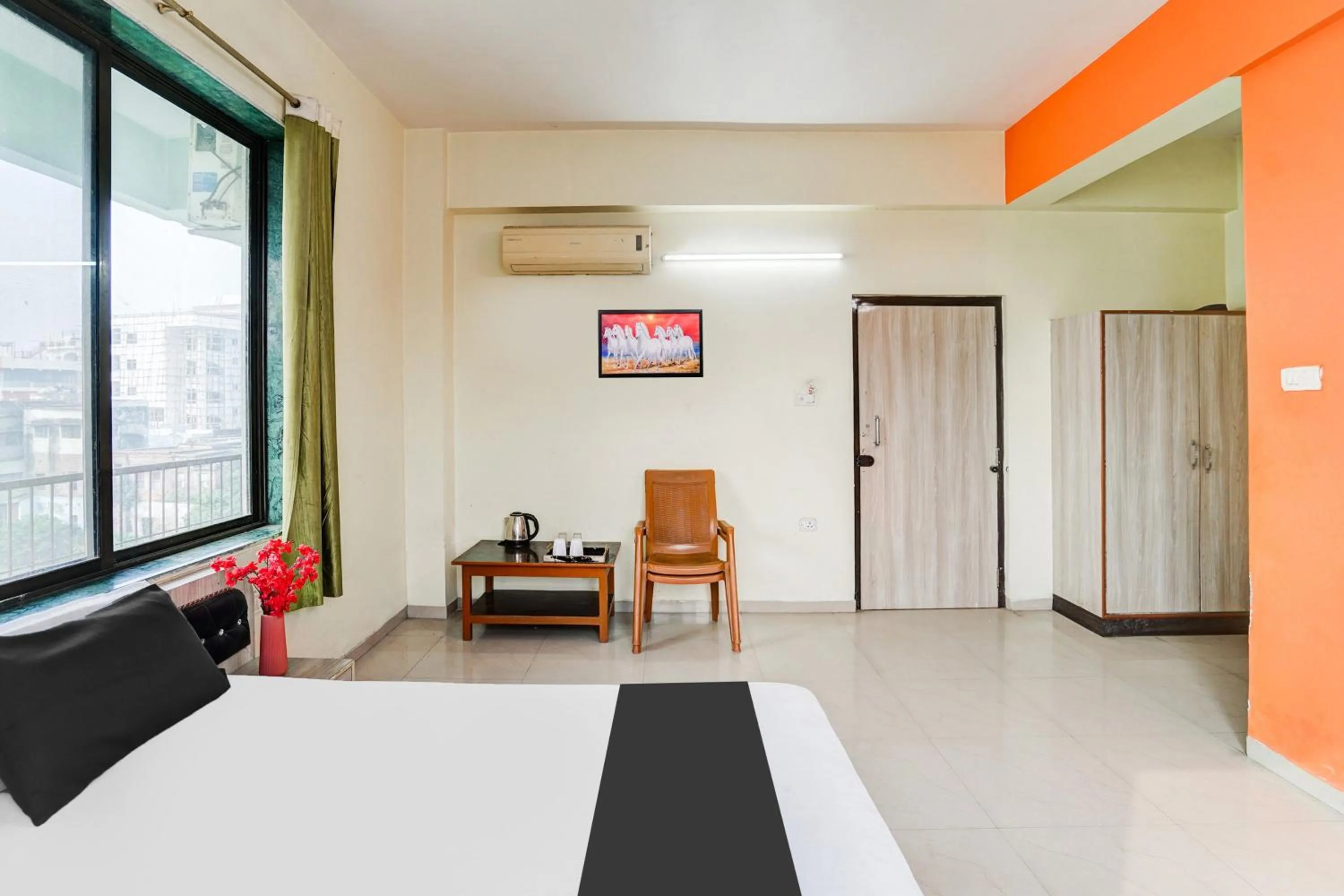 Bedroom, Bed in Super Hotel O Darbhanga Near Khanka Chowk