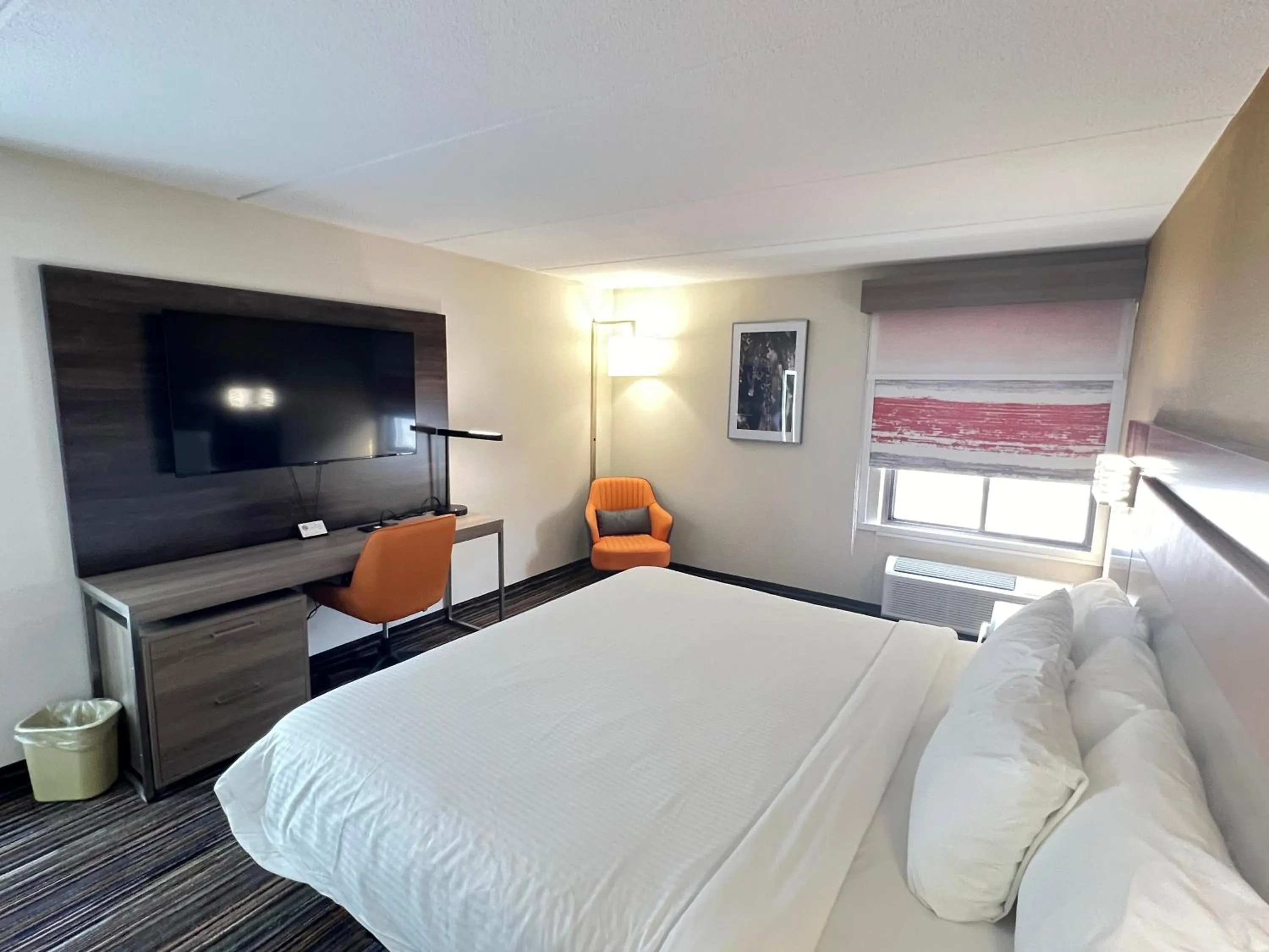 Bed in Rodeway Inn Little Falls