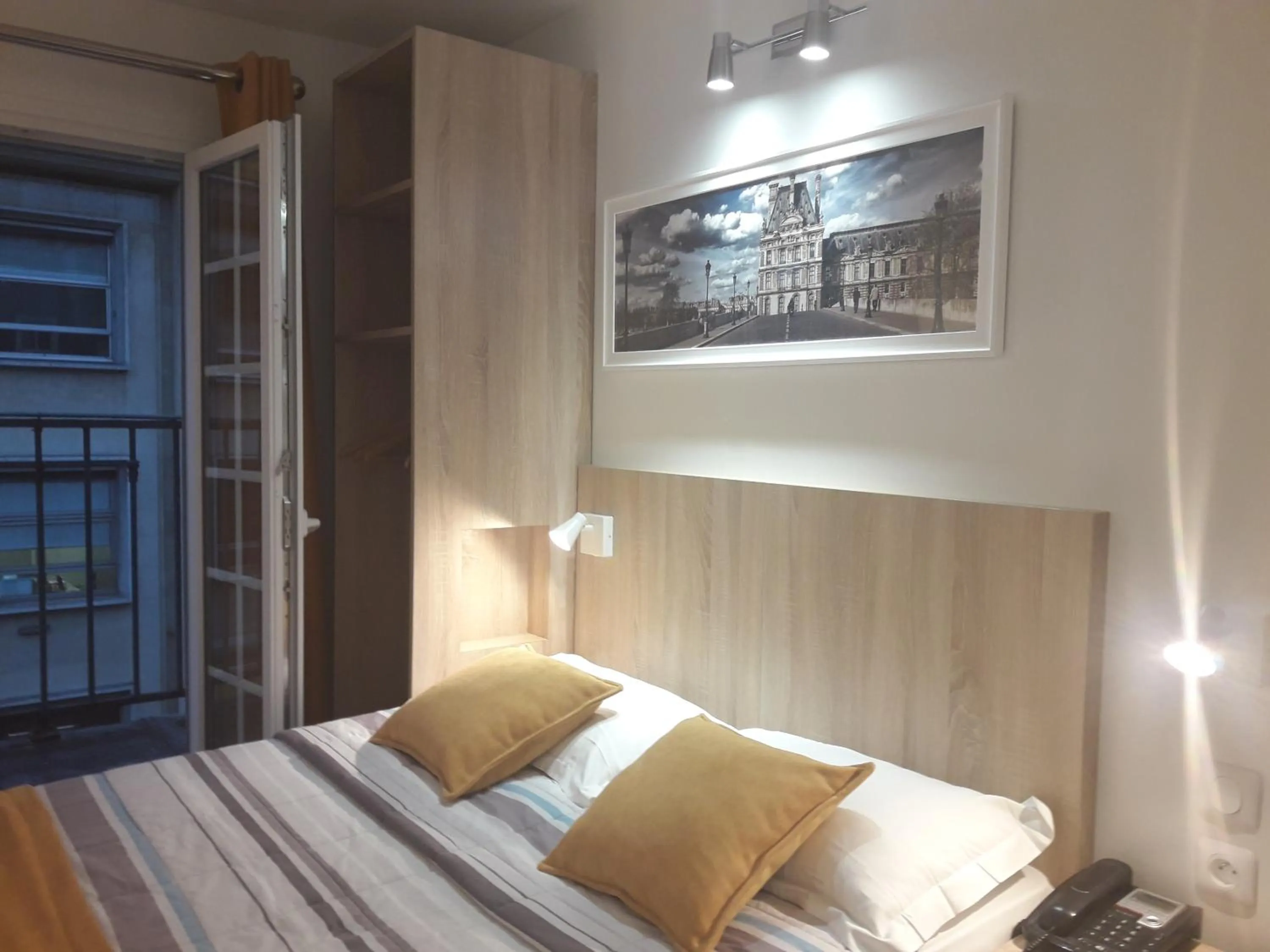 Bed in Hôtel Mazagran