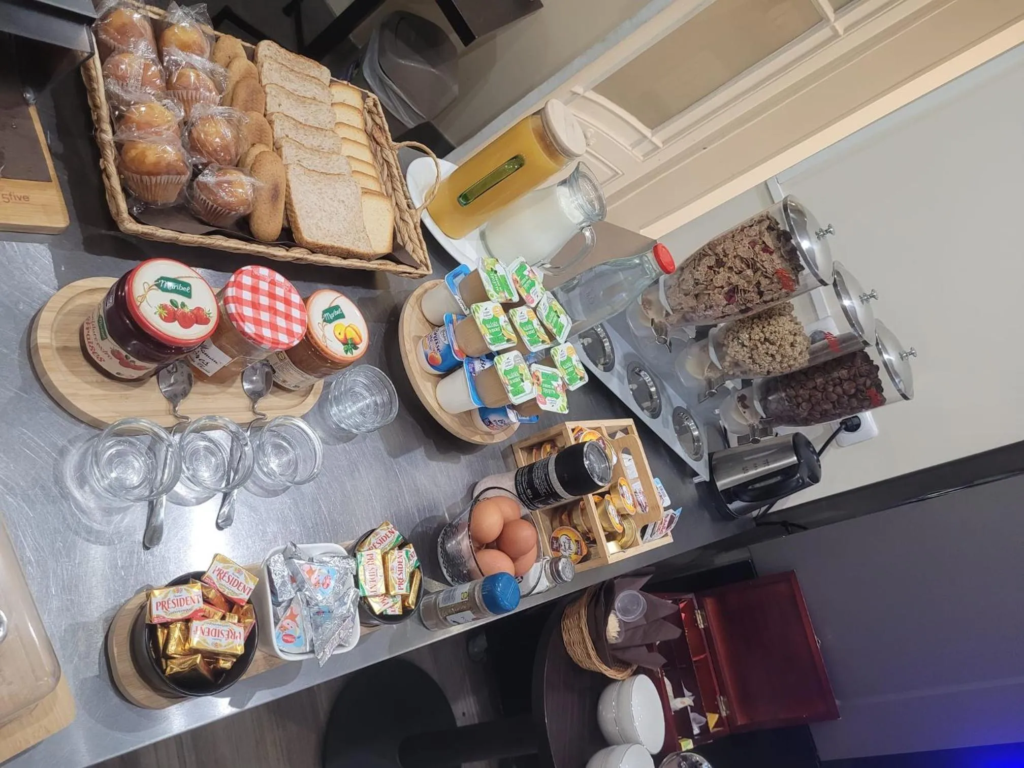 Breakfast in Hôtel Mazagran