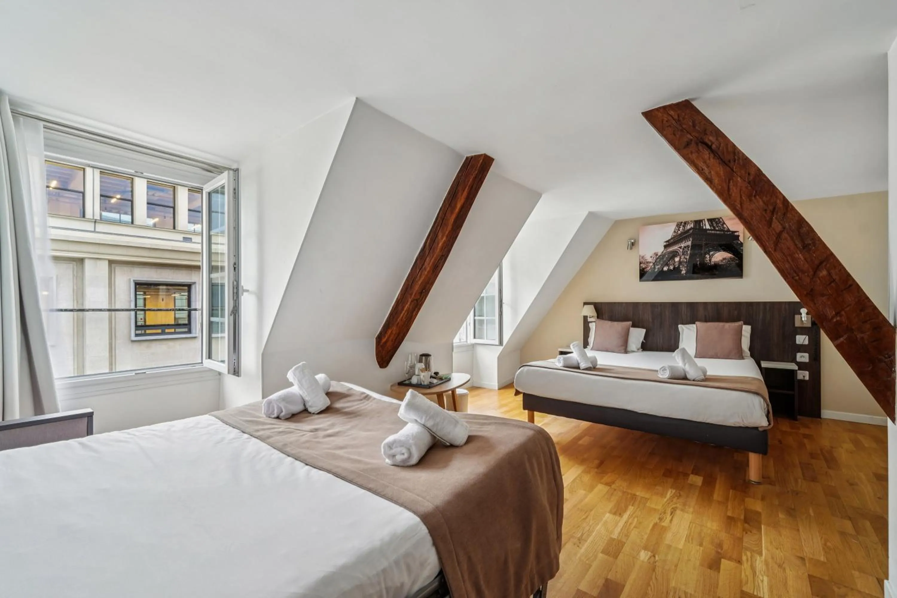 Bedroom, Bed in Hôtel Mazagran