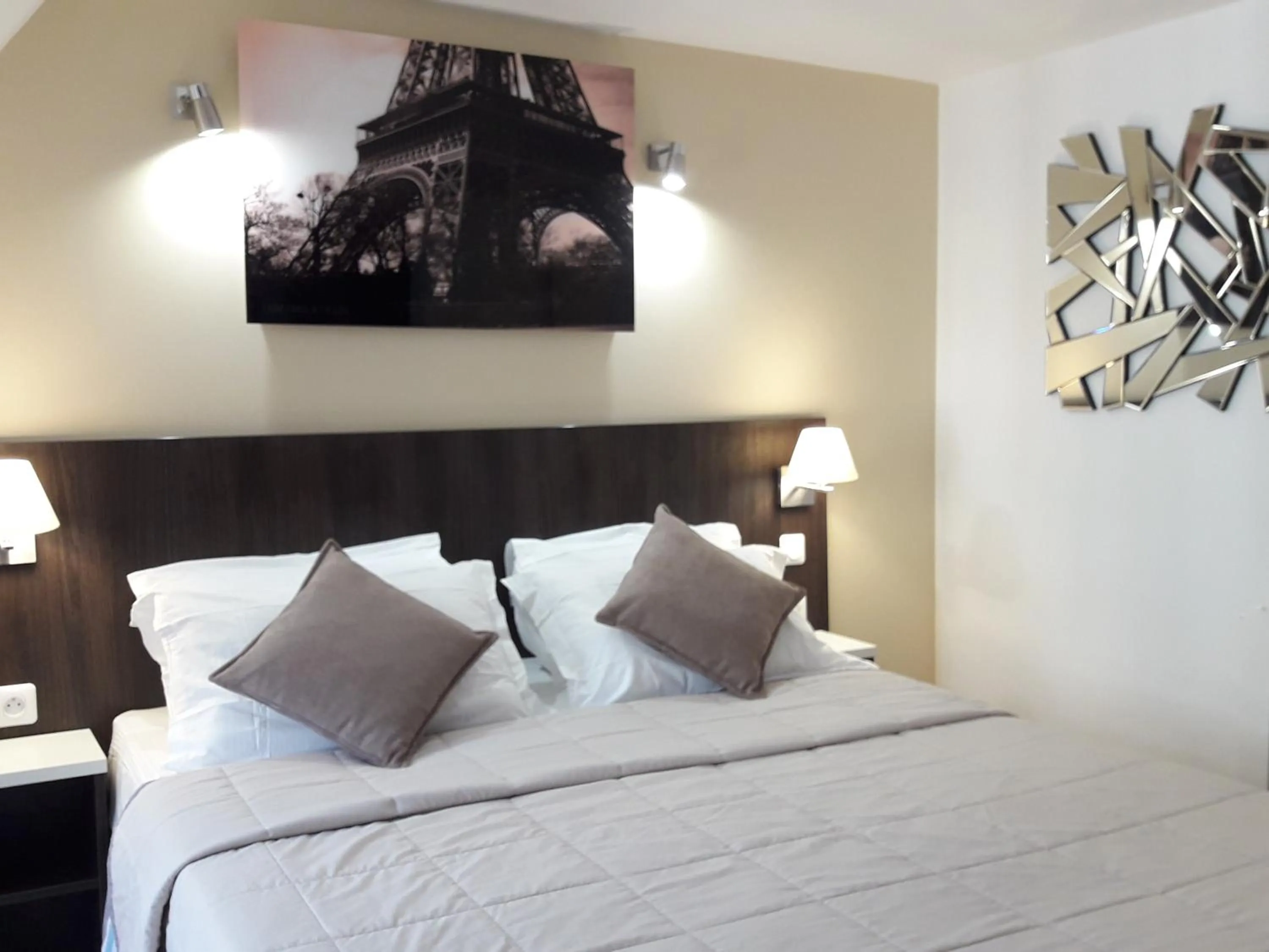 Bed in Hôtel Mazagran