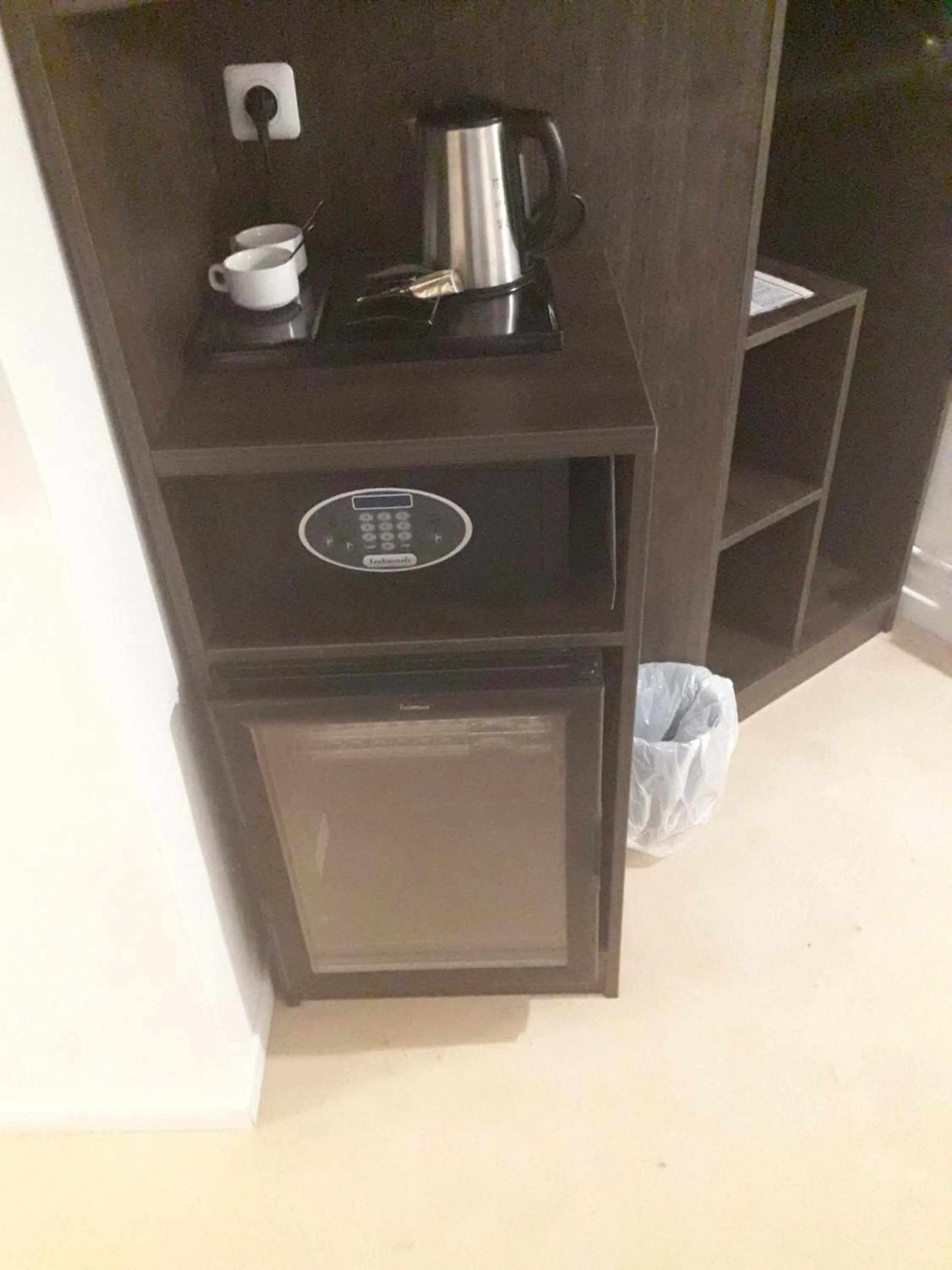 Coffee/tea facilities in Hôtel Mazagran