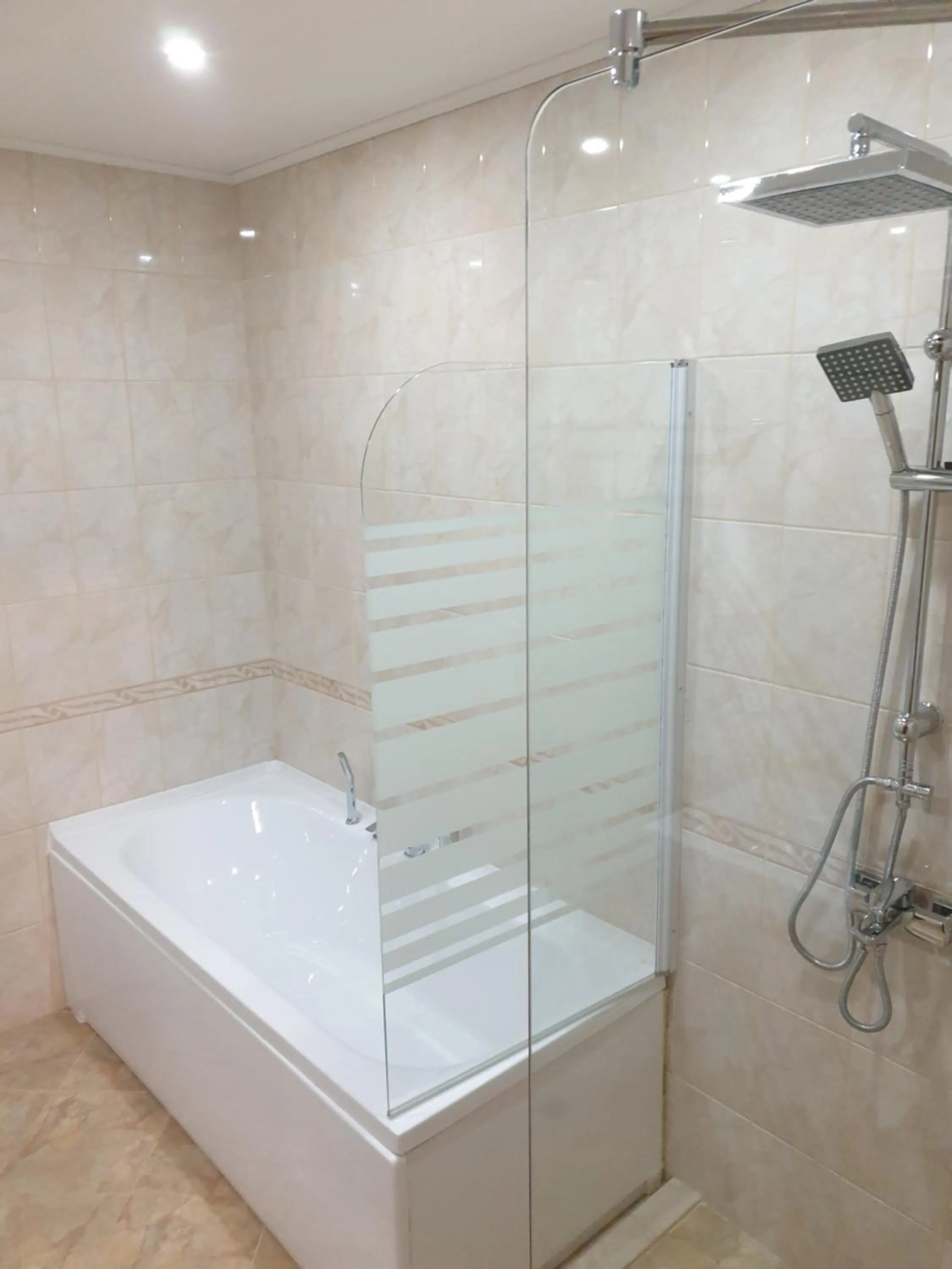 Bath in Clepsydra Residence