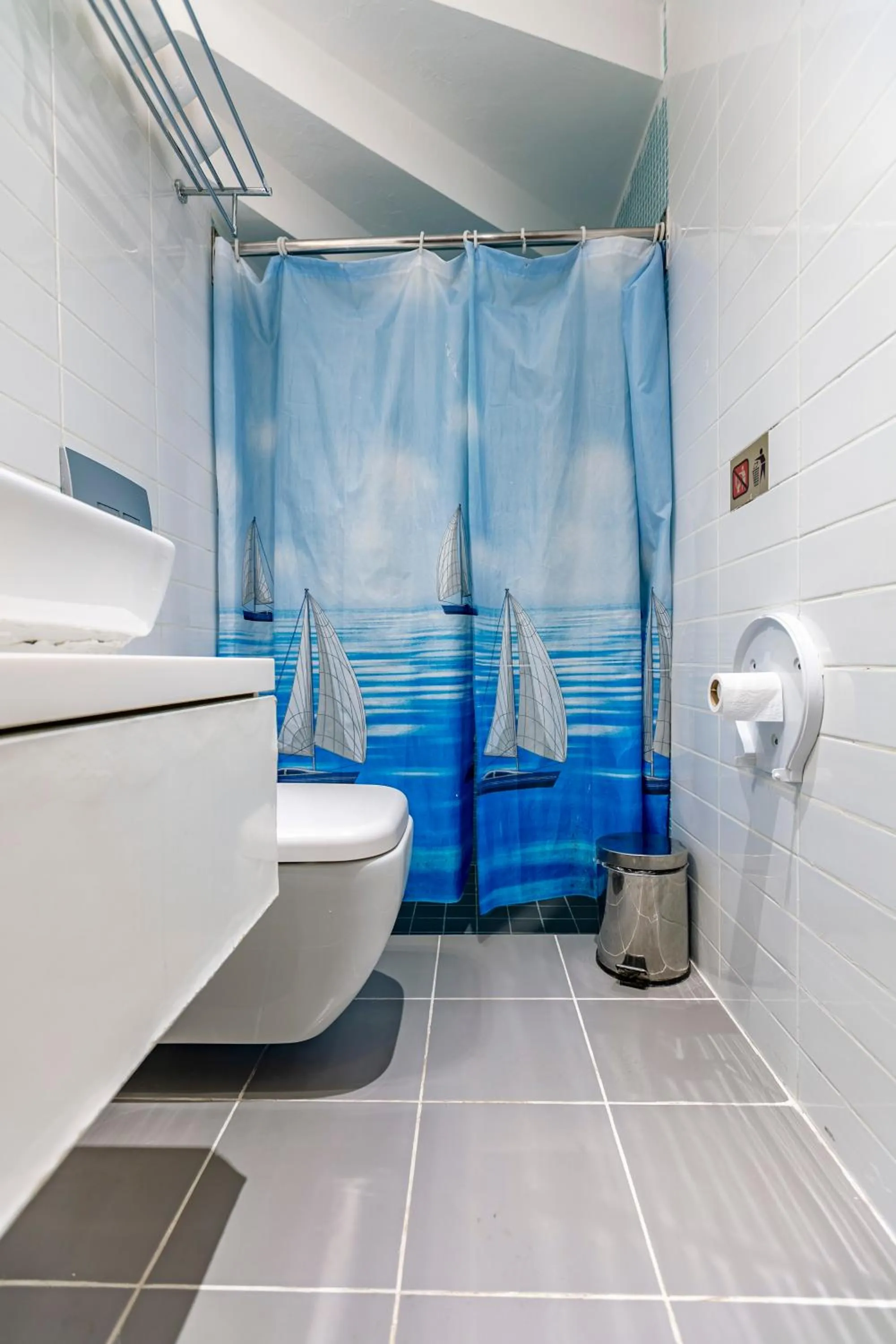 Bathroom in Stanpoli Hostel