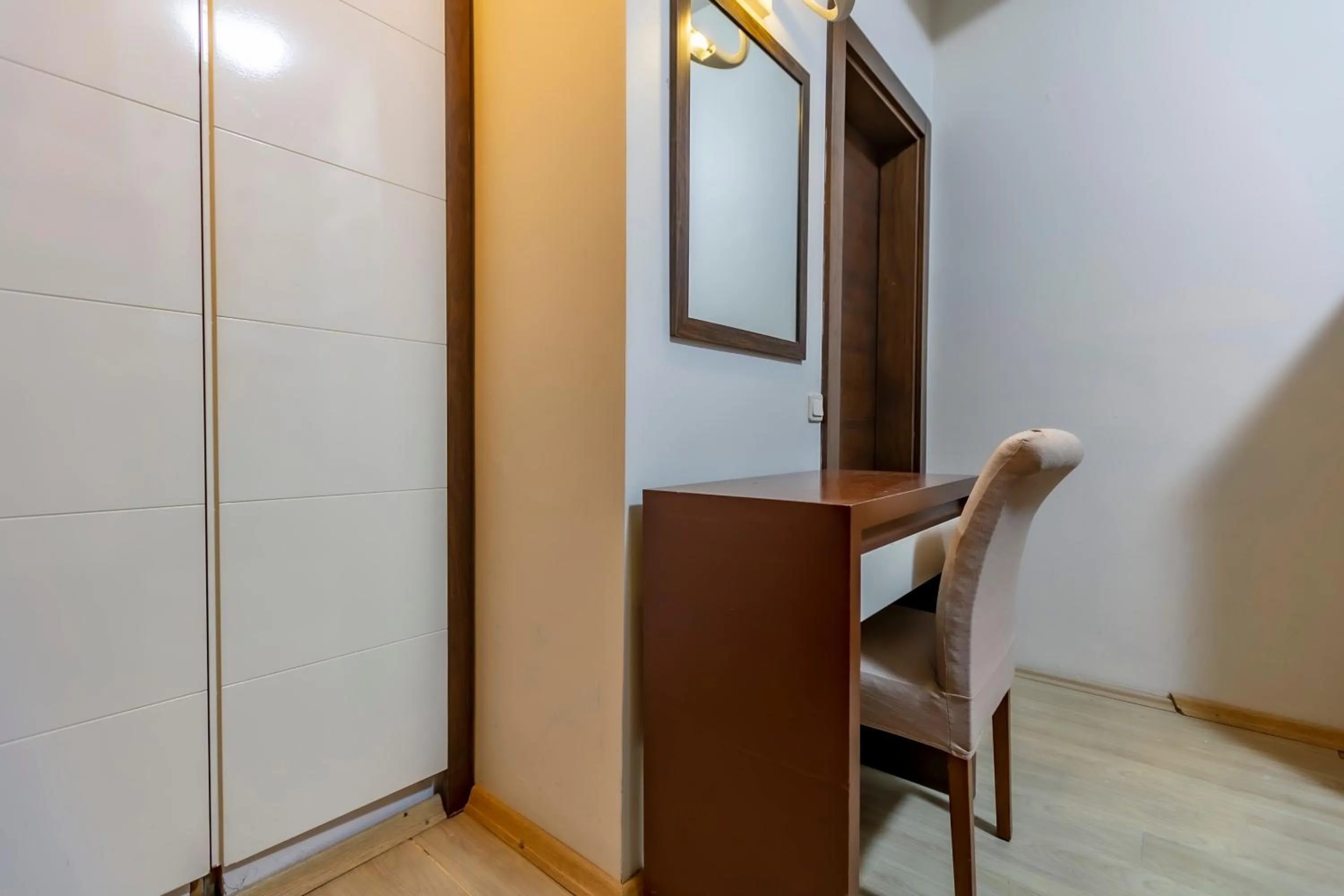 bunk bed in Stanpoli Hostel