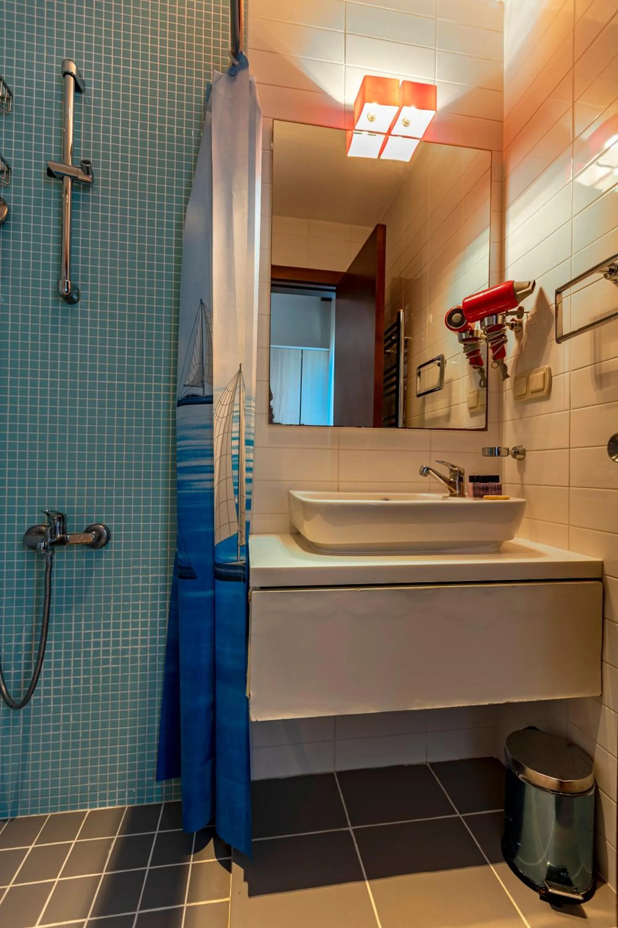 Bathroom in Stanpoli Hostel