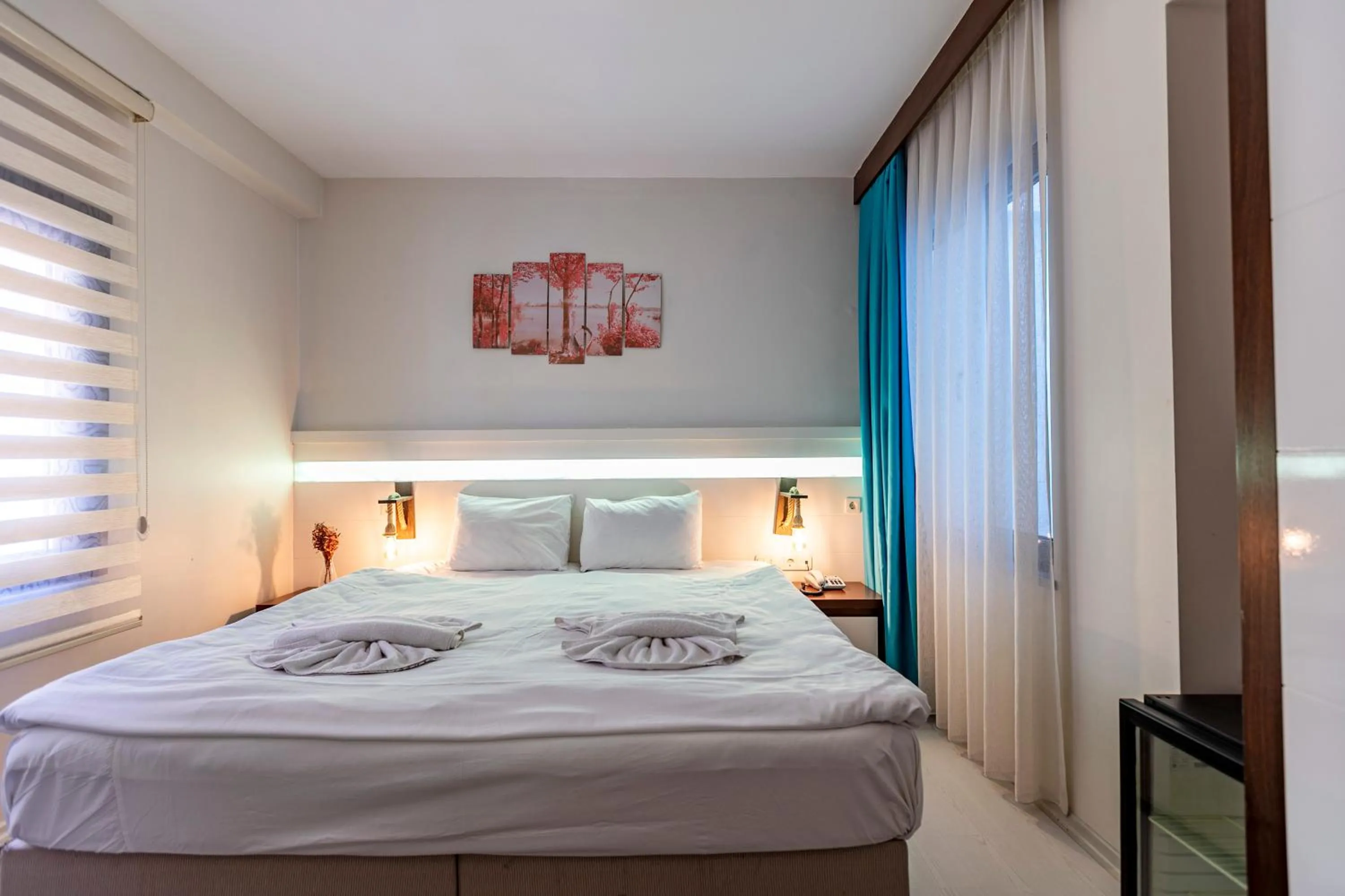 Photo of the whole room, Bed in Stanpoli Hostel