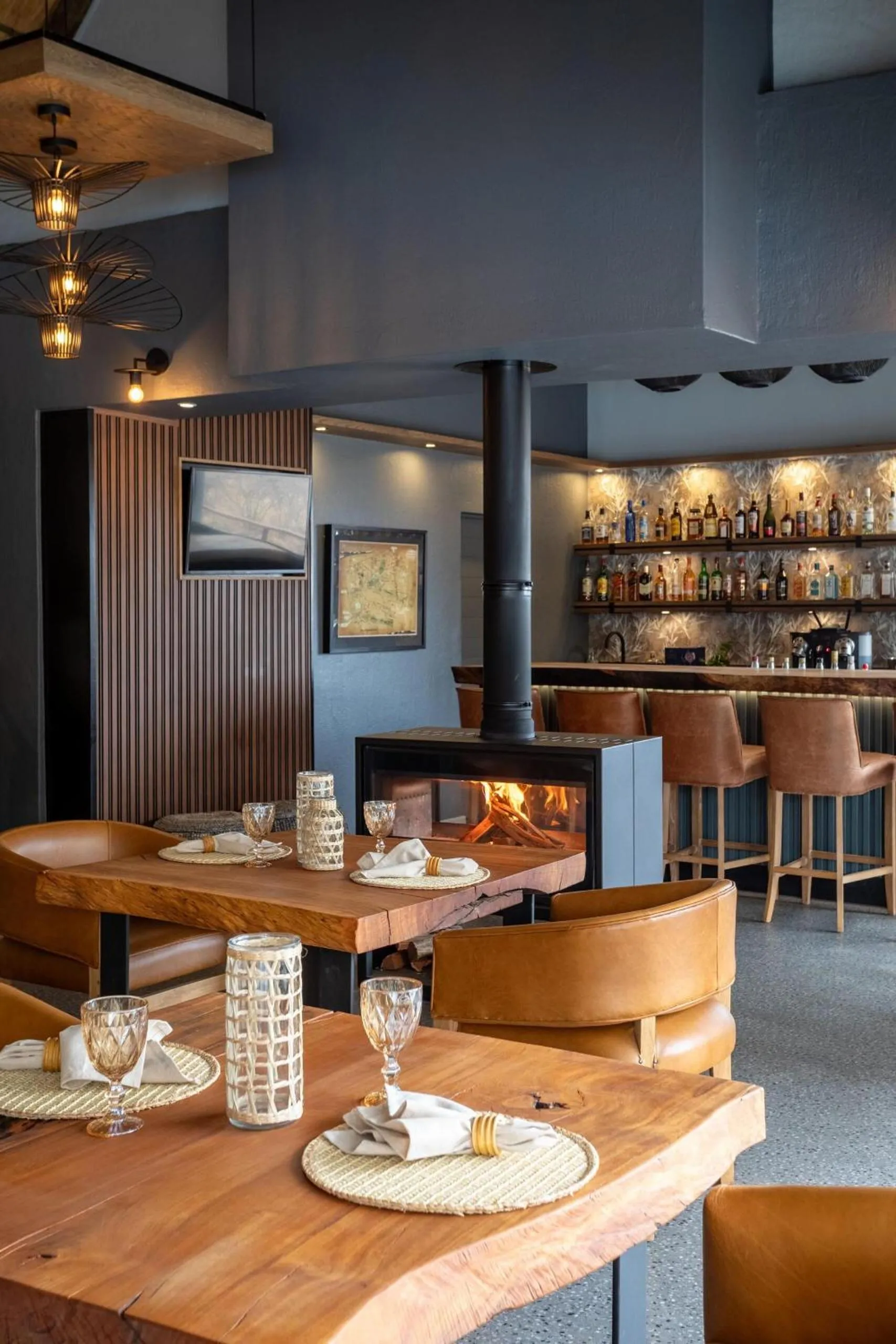 Restaurant/places to eat in Tuningi Safari Lodge