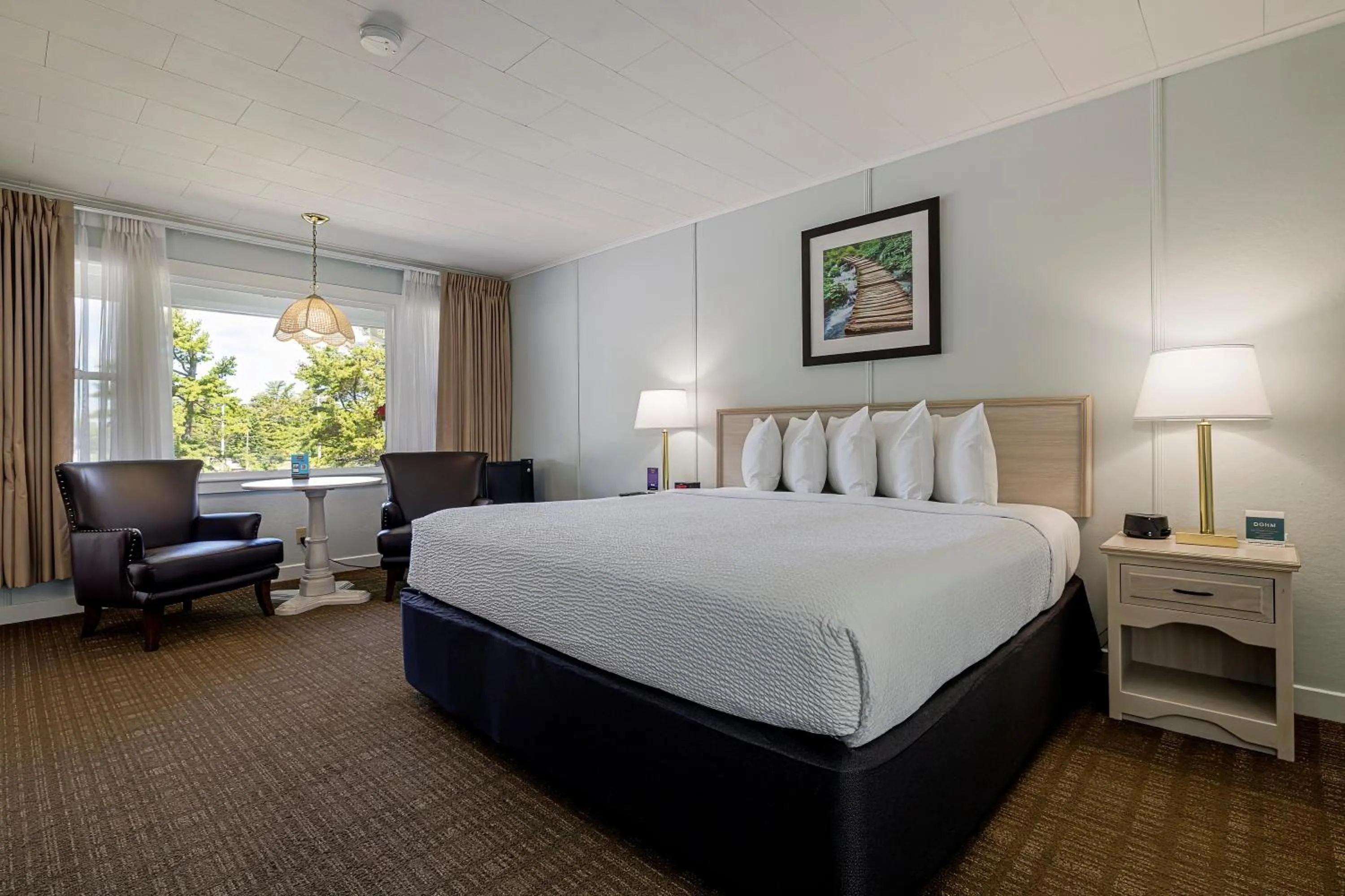 Bed in Highbrook Motel