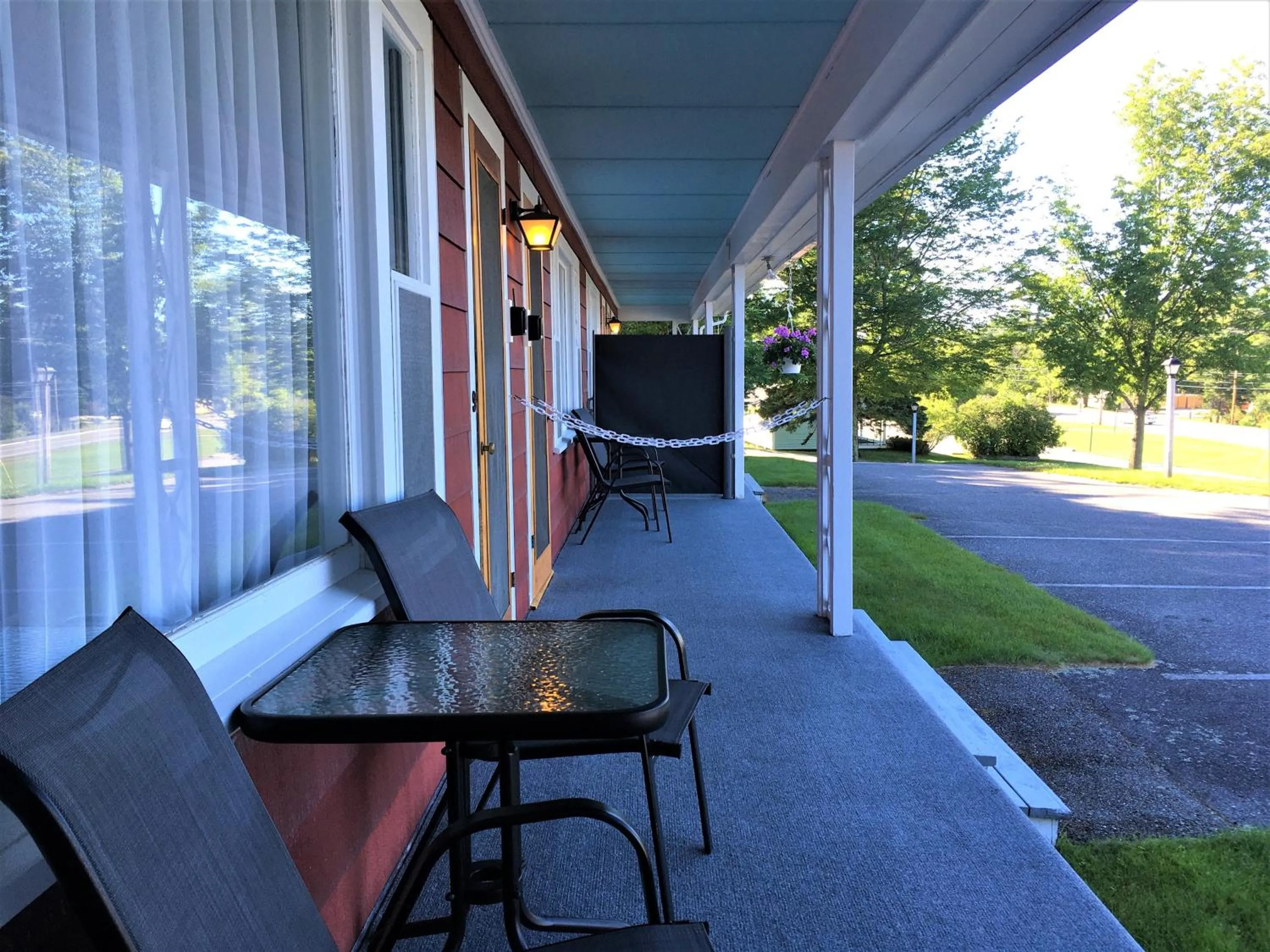 Patio in Highbrook Motel