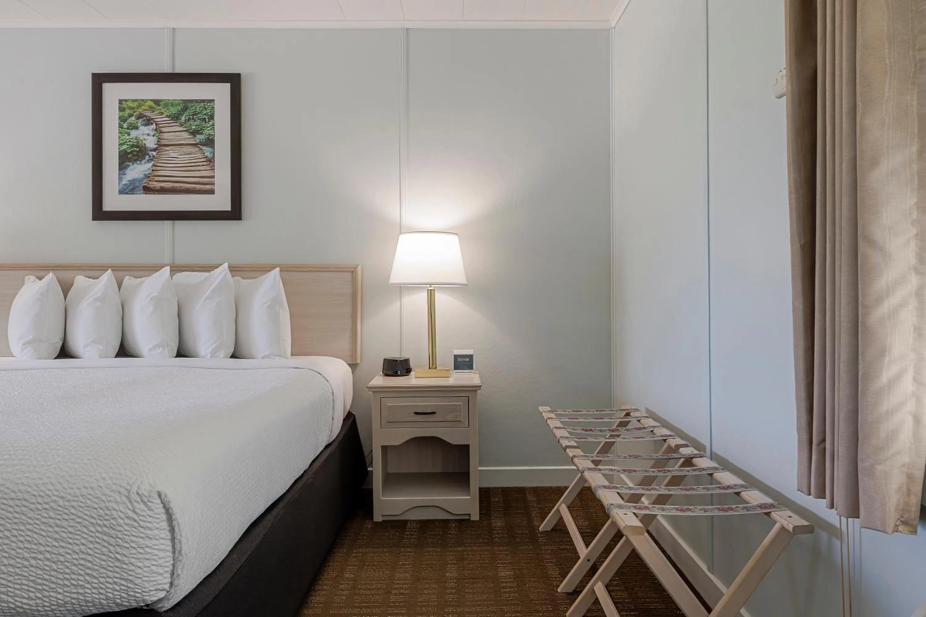 Bedroom, Bed in Highbrook Motel