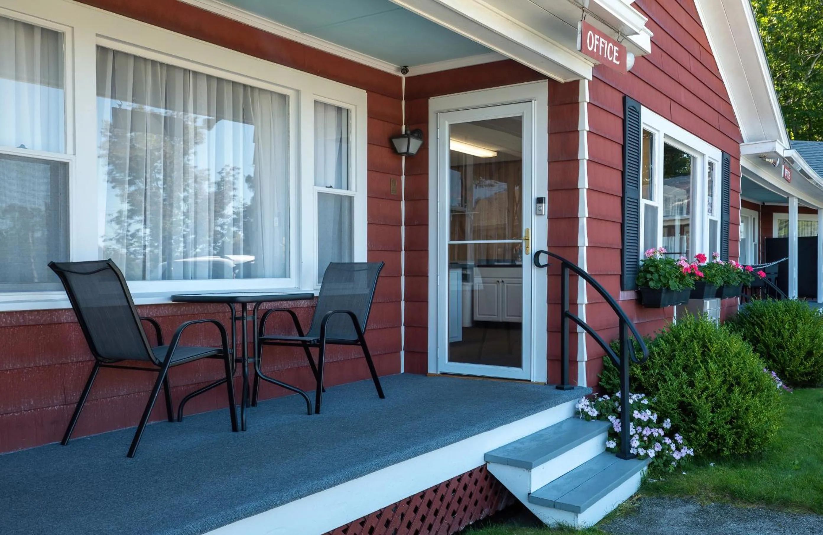 Patio in Highbrook Motel