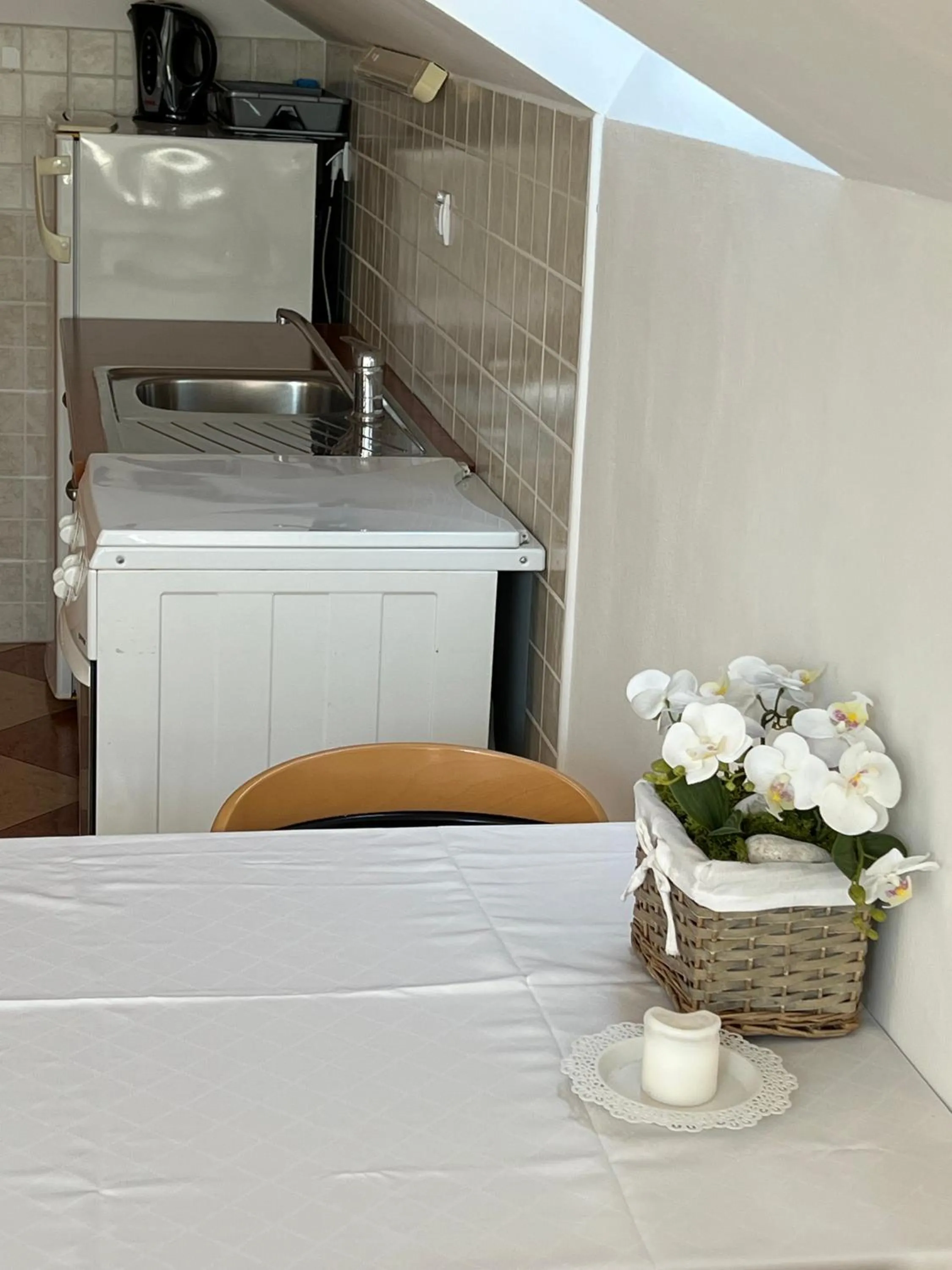 Kitchen or kitchenette in Apartments and Rooms Katija & Egon