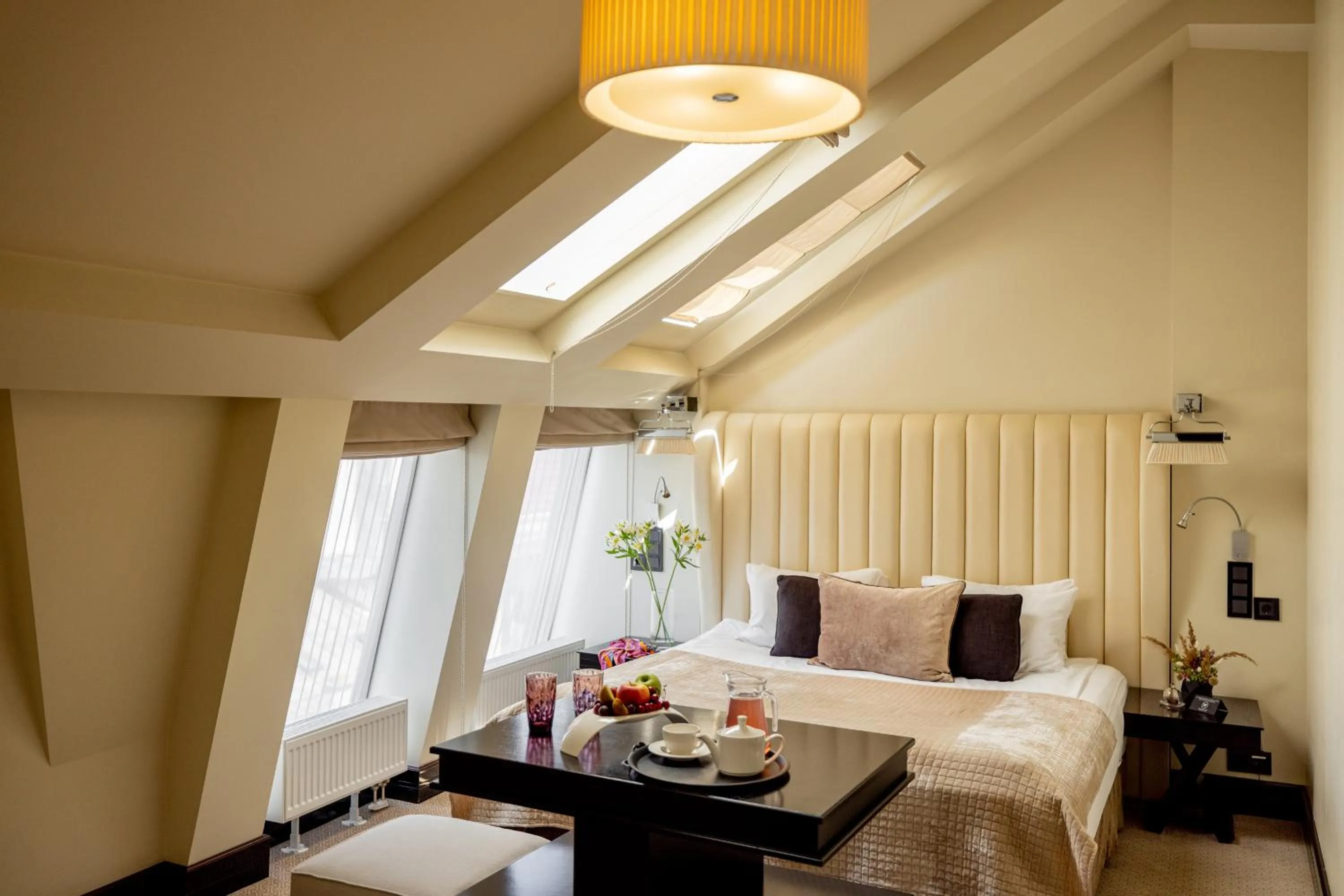 View (from property/room), Bed in Astoria Hotel