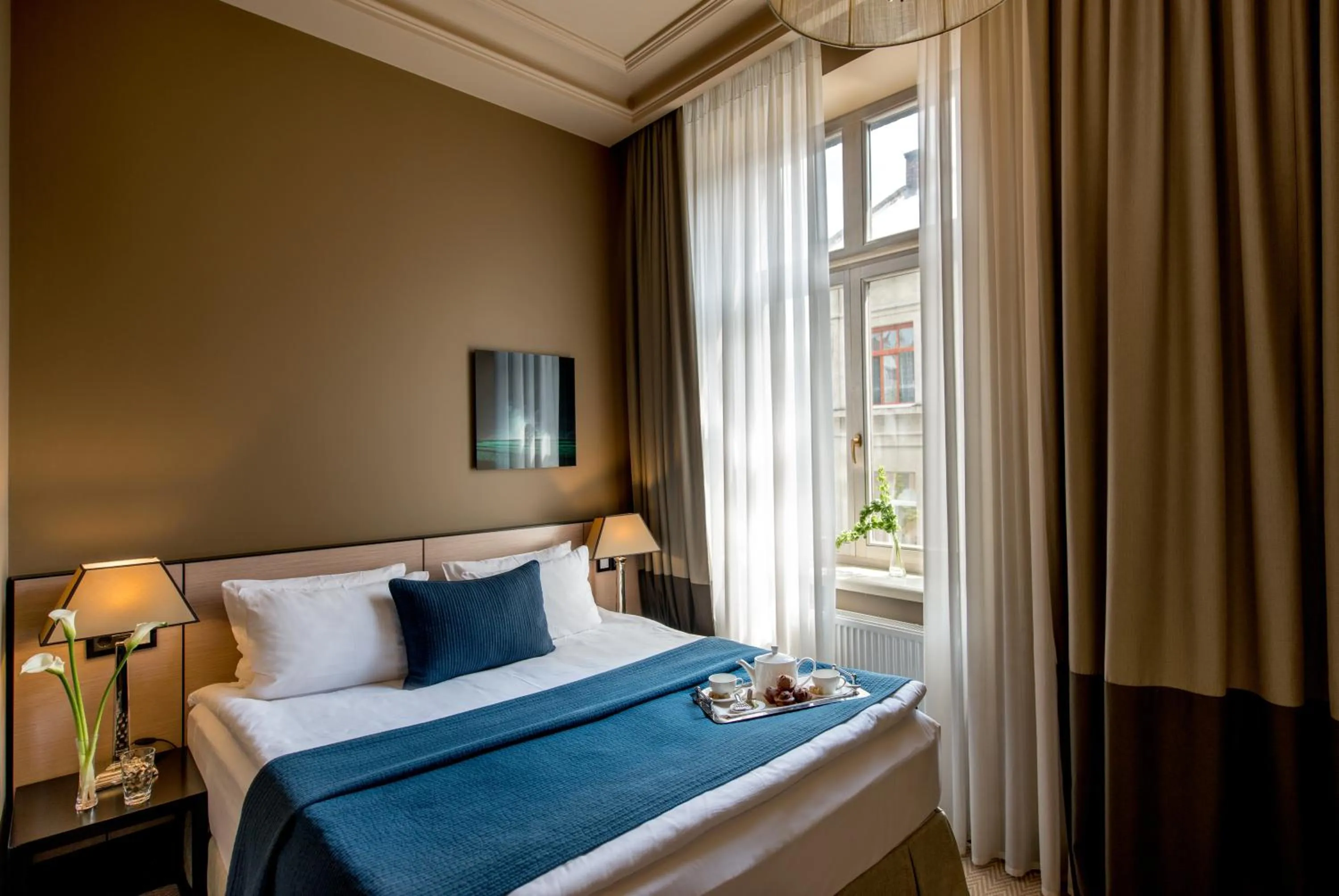 Bed in Astoria Hotel