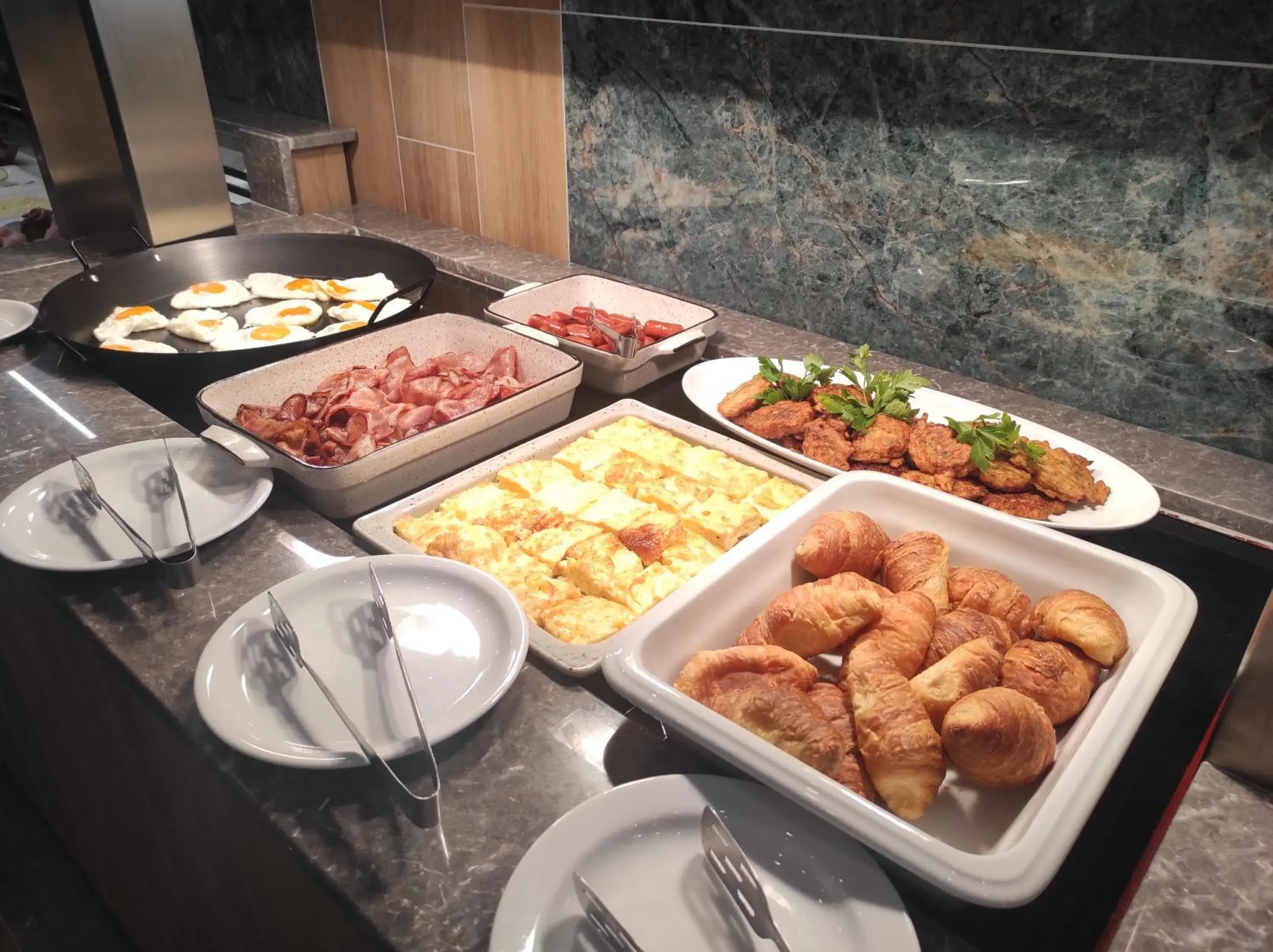 Breakfast in Santa Maria City Hotel Breakfast in Santa Maria City Hotel