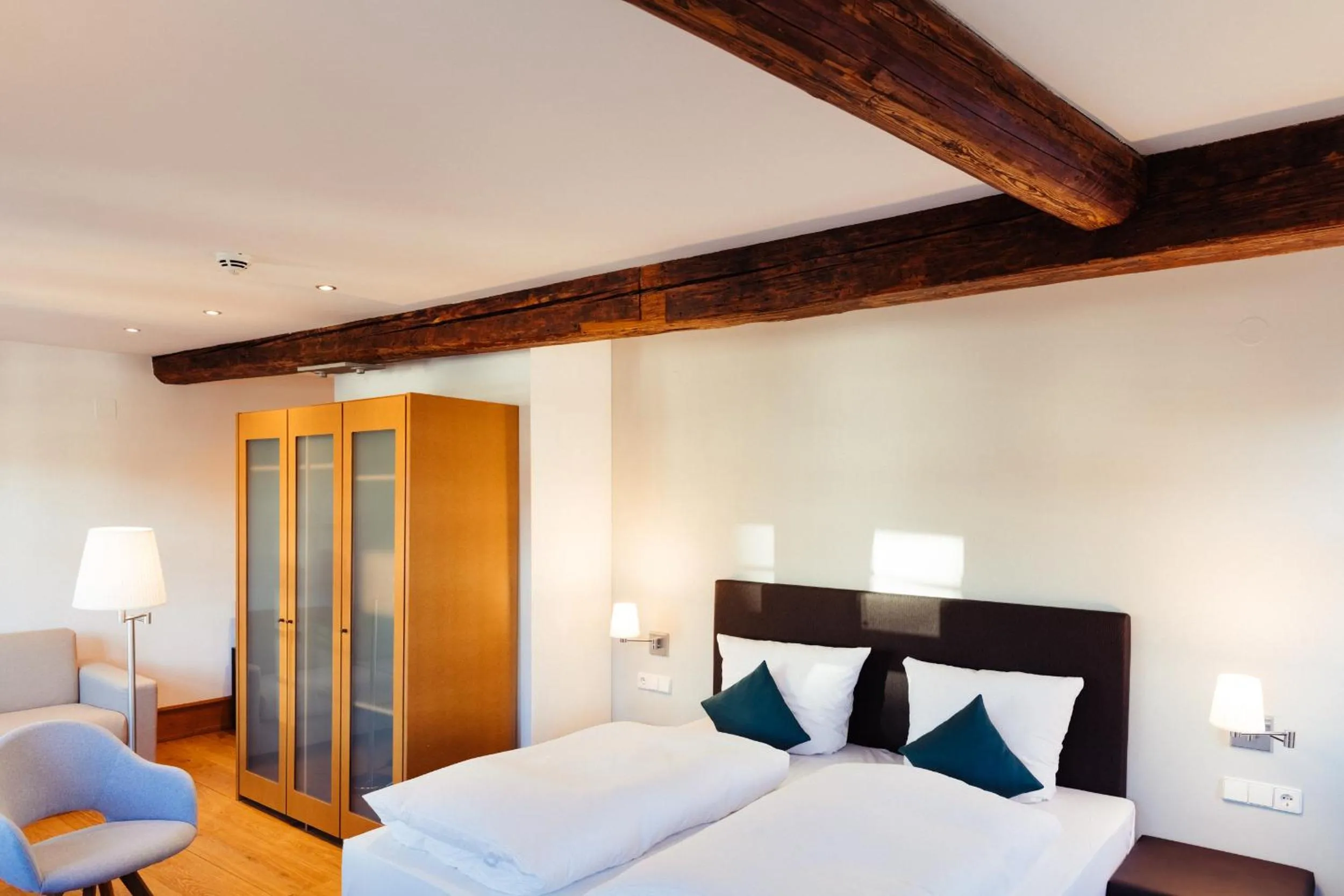 Bedroom, Bed in Hotel Zum Schwan Wanfried
