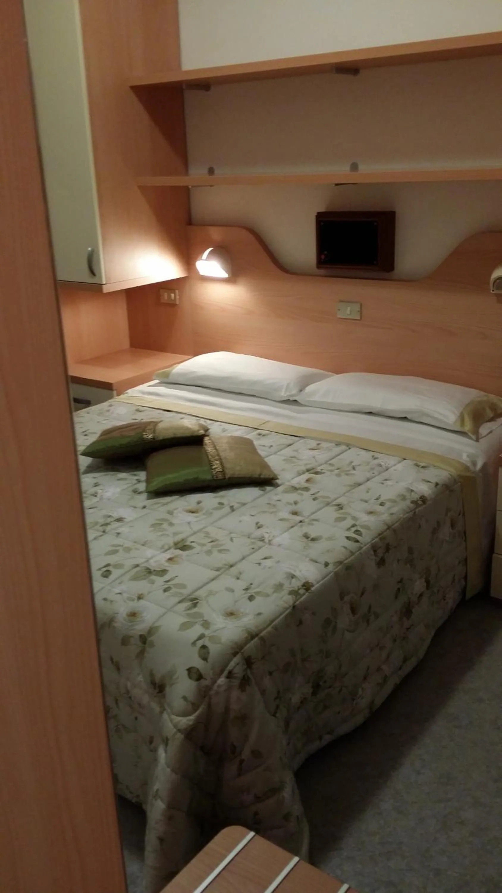 Decorative detail, Bed in Hotel Deborah