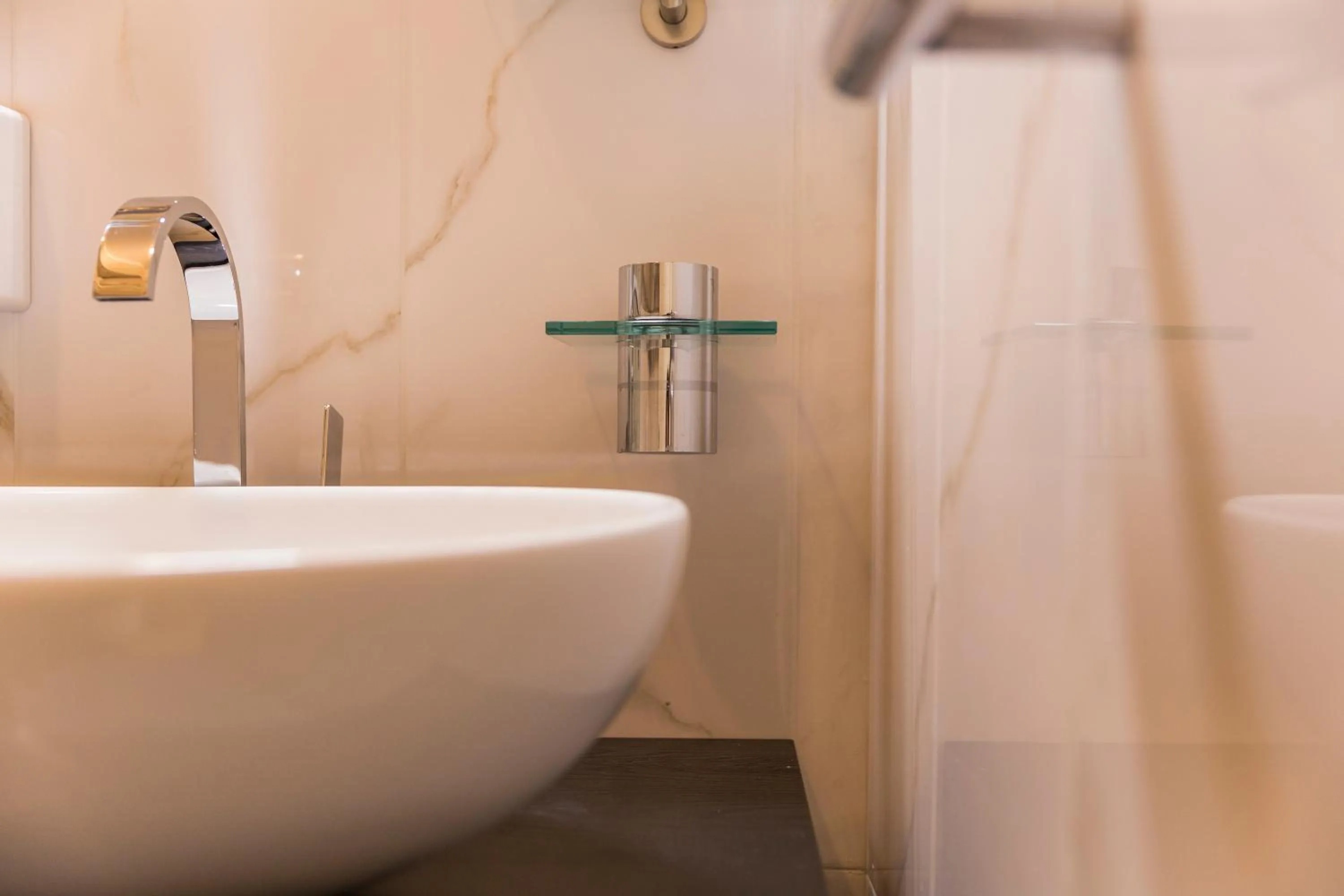 Bathroom in Hotel Deborah