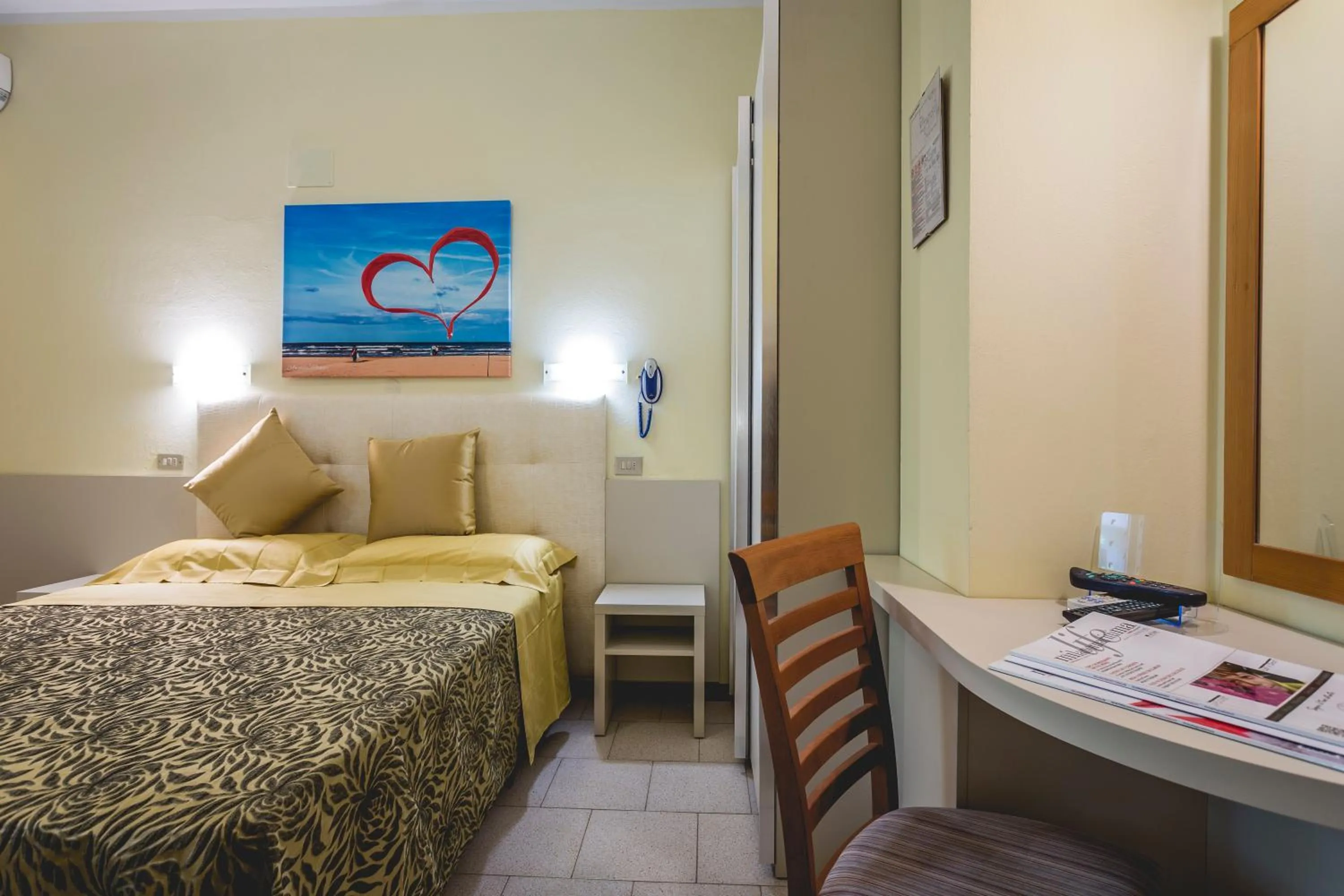 Bed in Hotel Deborah