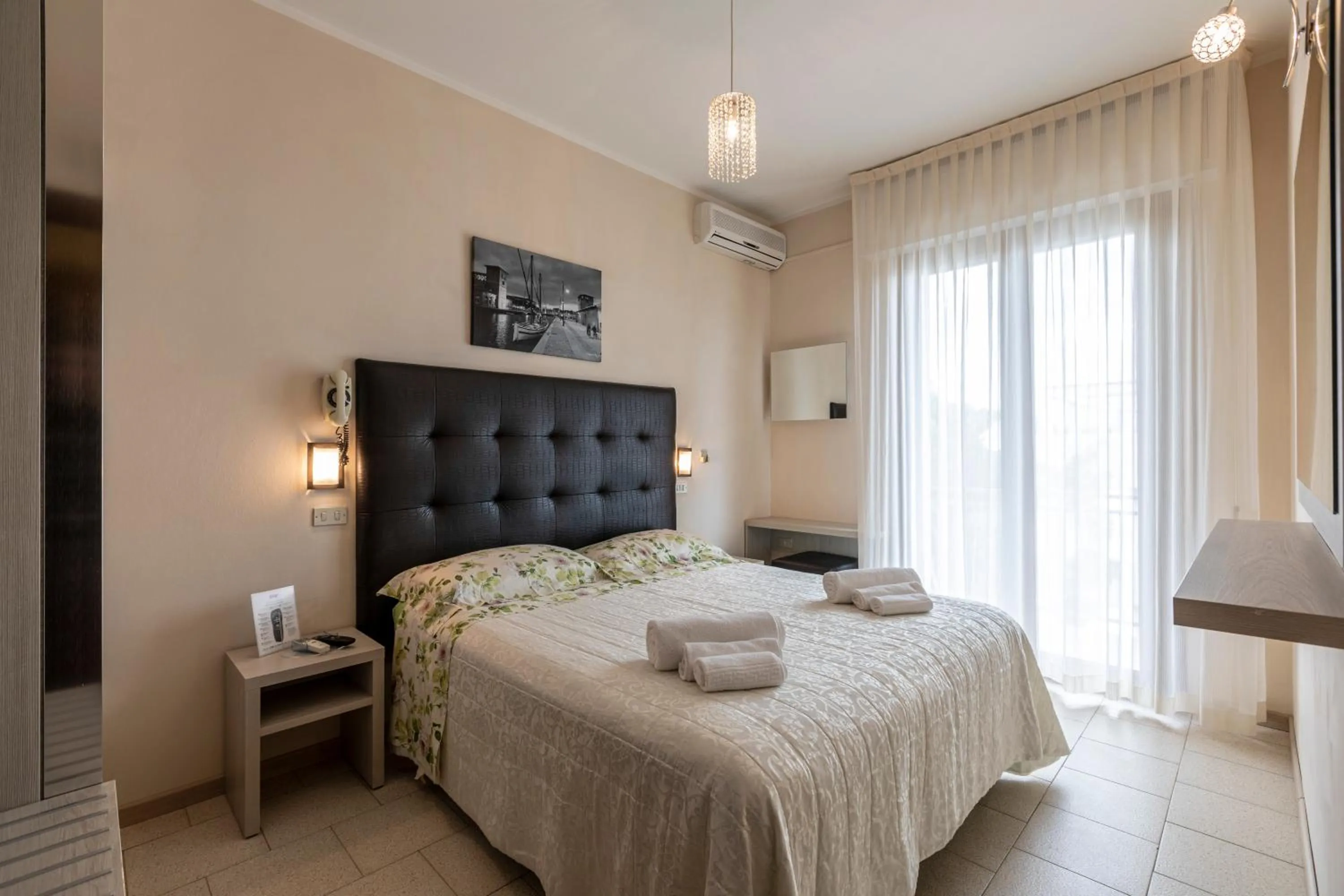 Bedroom, Bed in Hotel Deborah