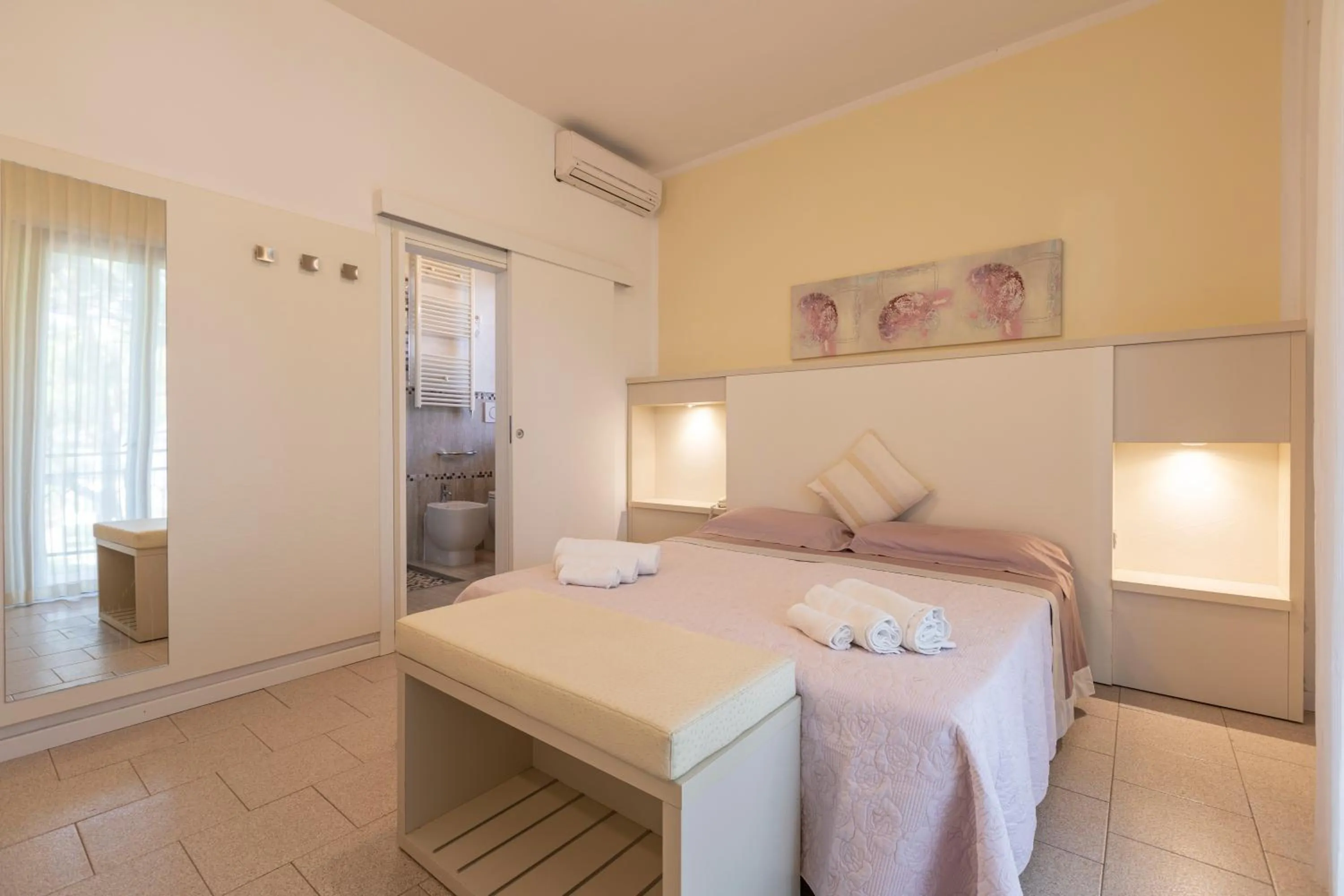 Bedroom, Bed in Hotel Deborah