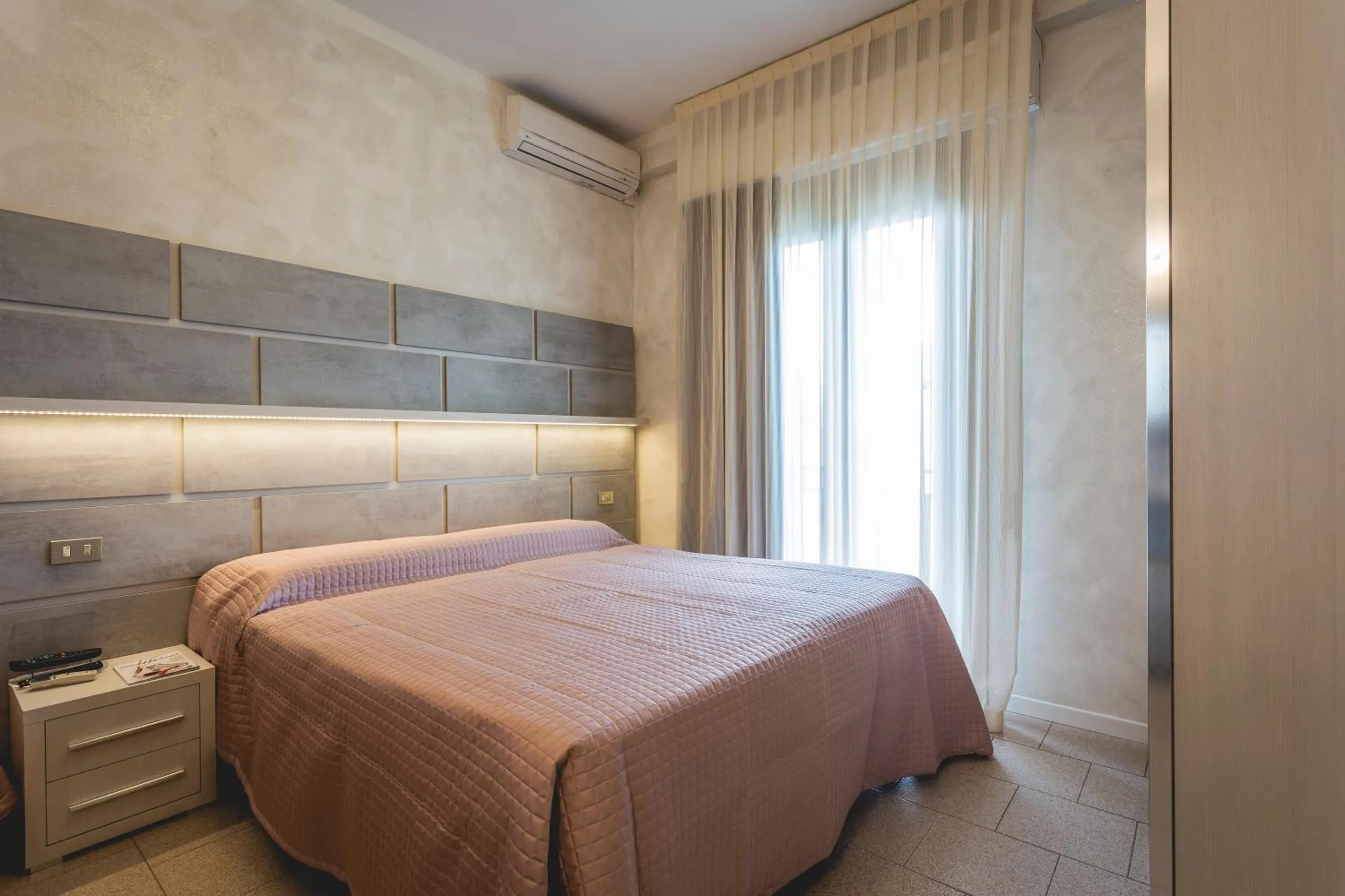 Bed in Hotel Deborah