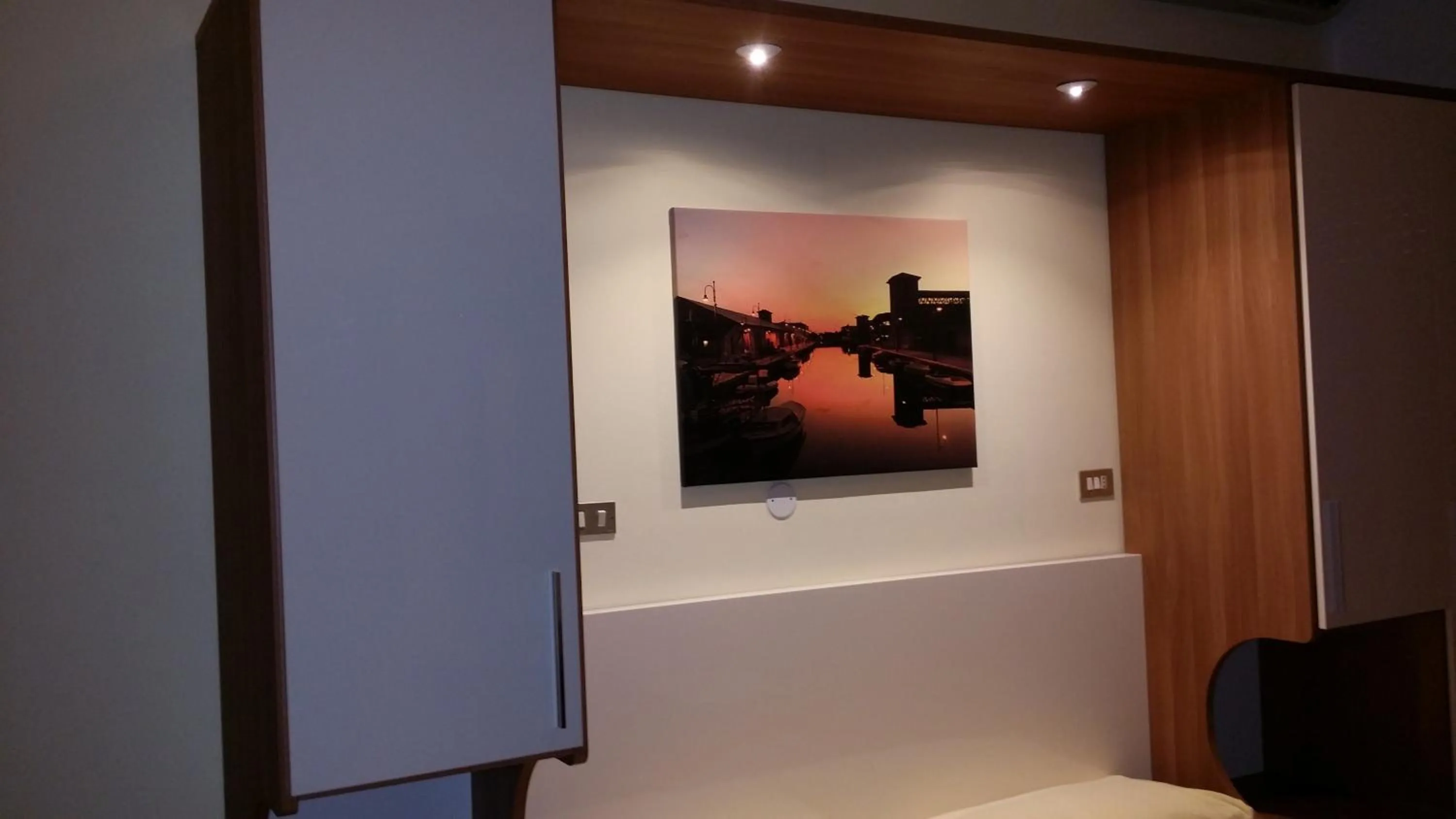 Decorative detail in Hotel Deborah