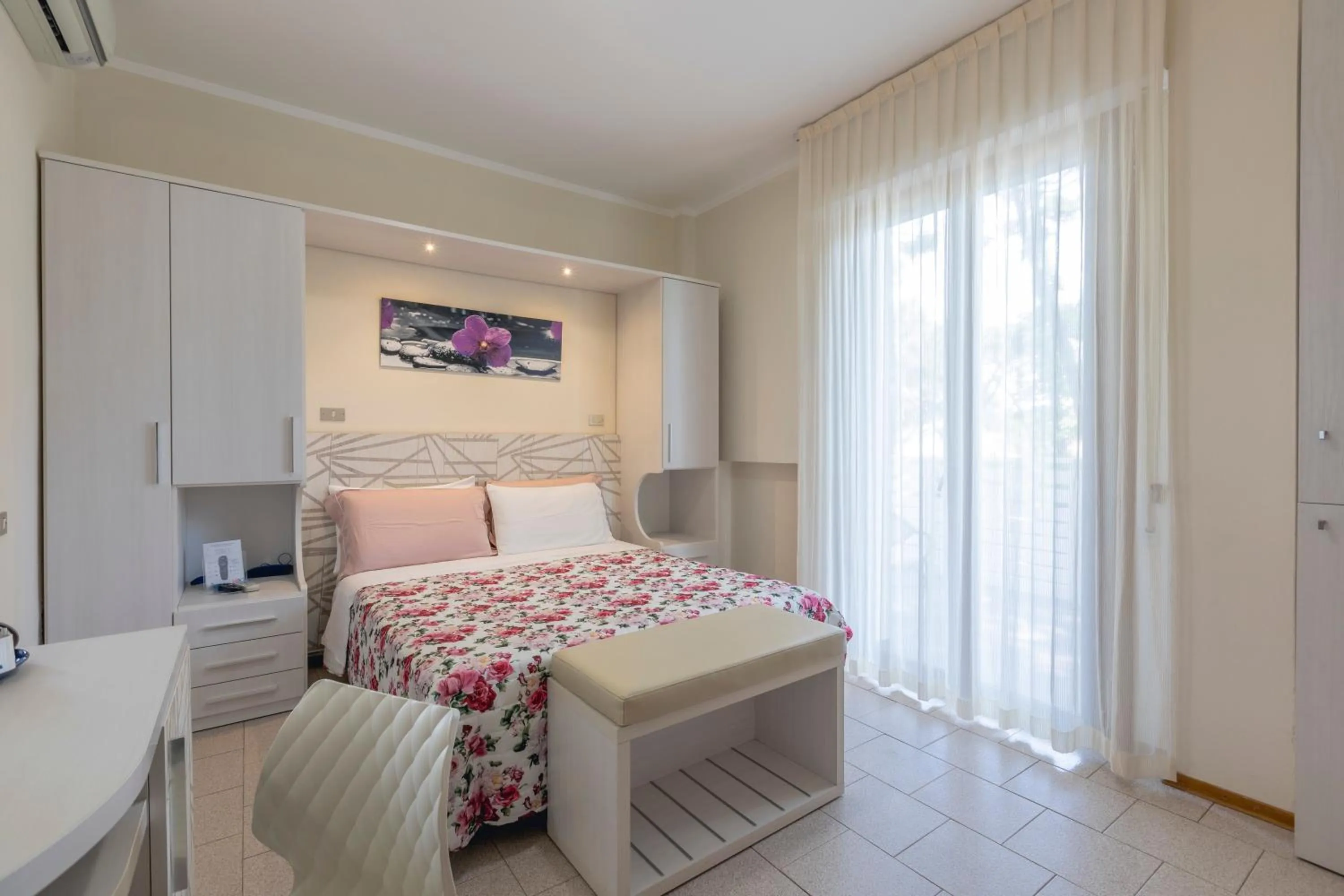 Bedroom, Bed in Hotel Deborah