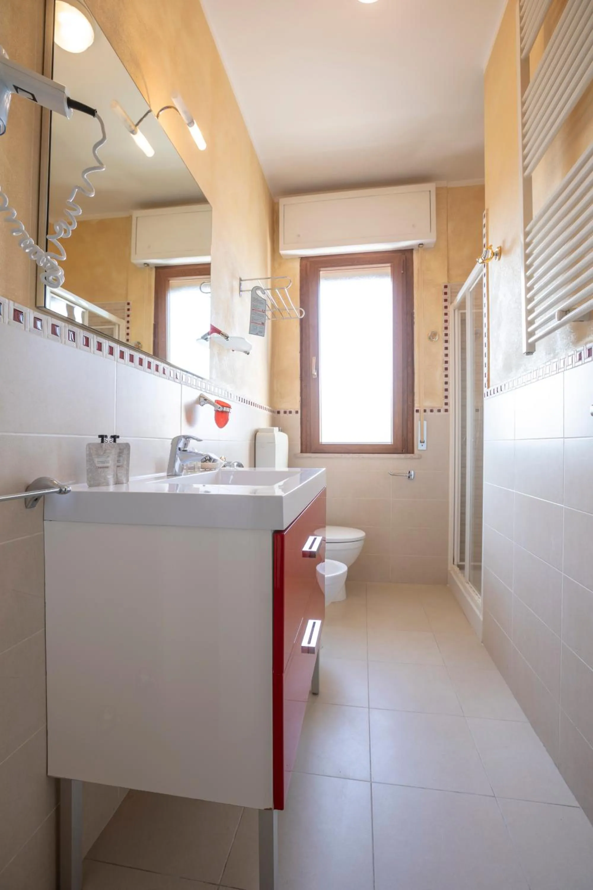 Bathroom in Hotel Deborah