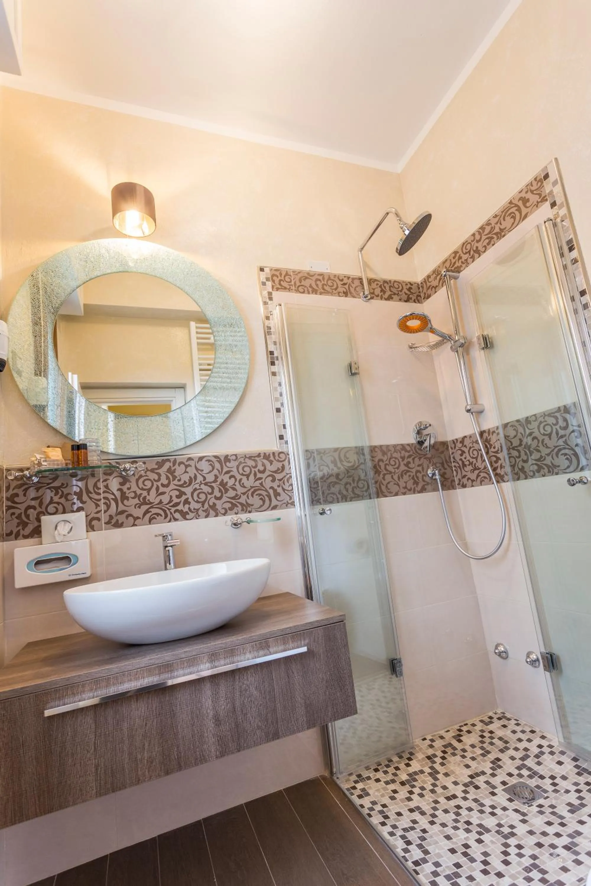 Bathroom in Hotel Deborah