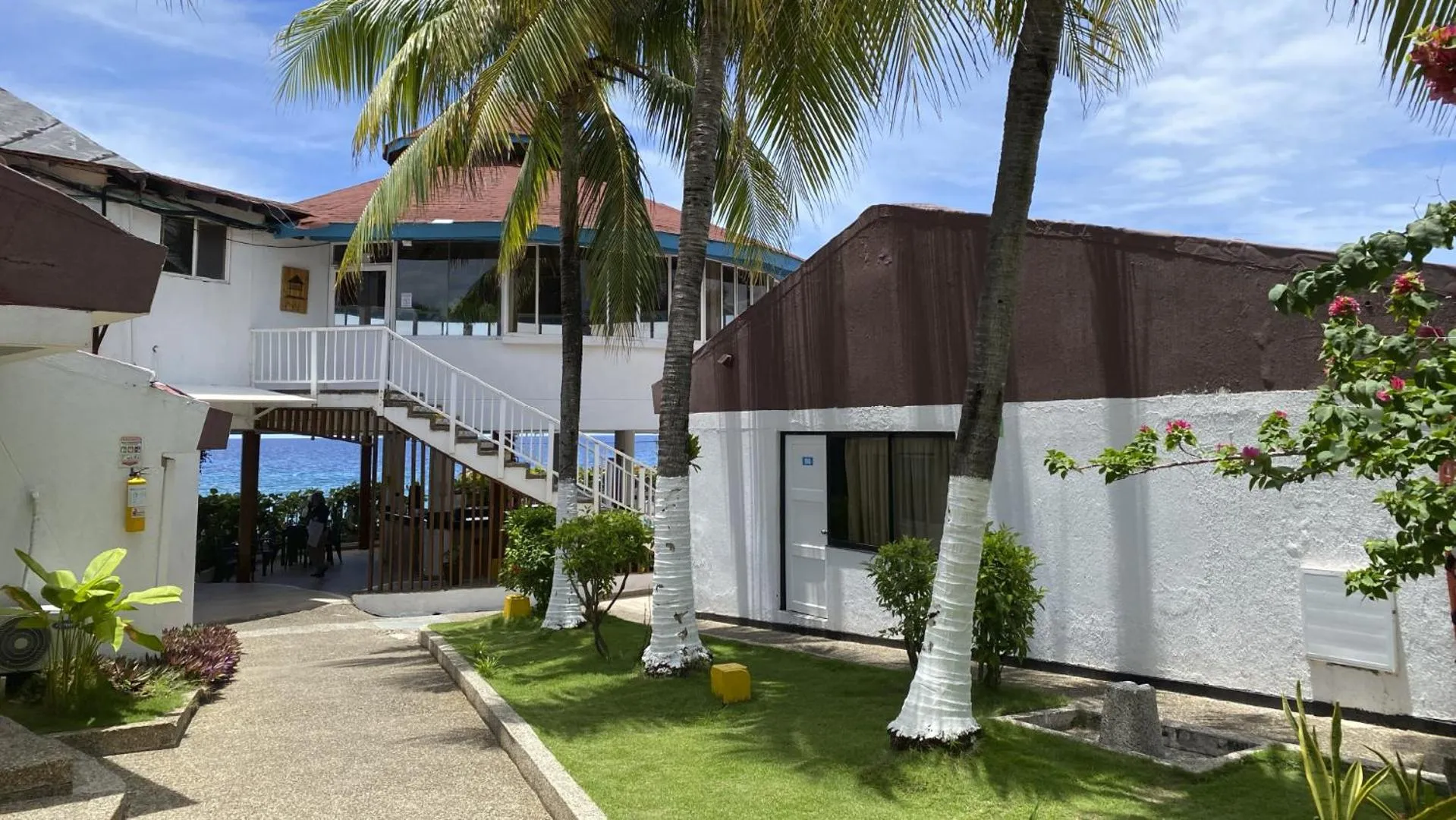 Property building in Hotel Blue Reef by On vacation