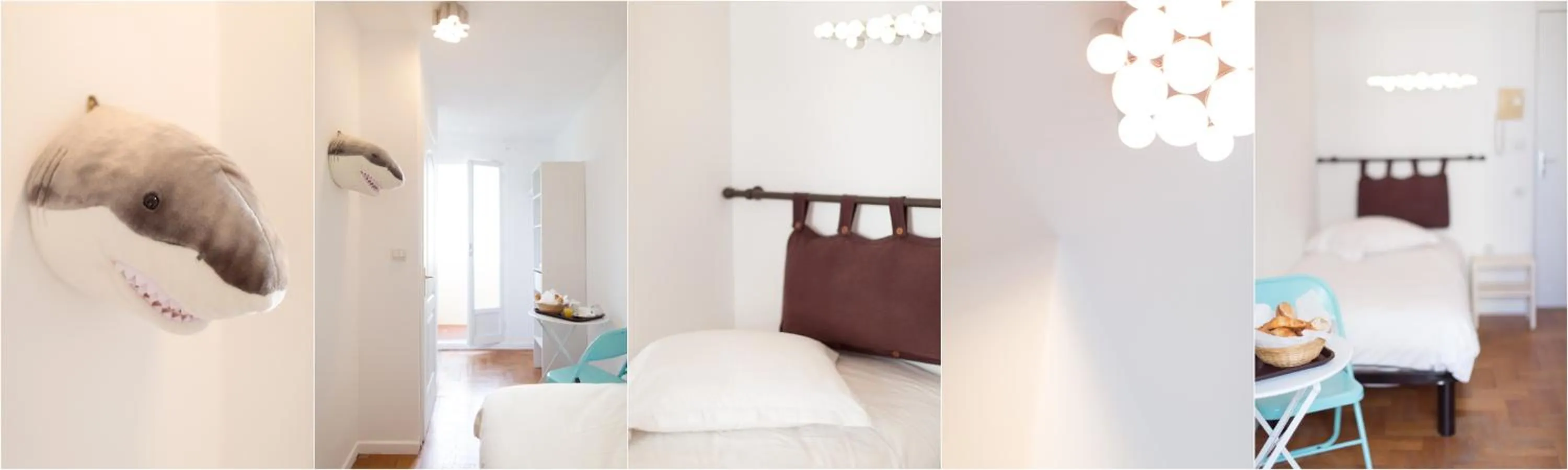 Photo of the whole room, Bed in Esperanto