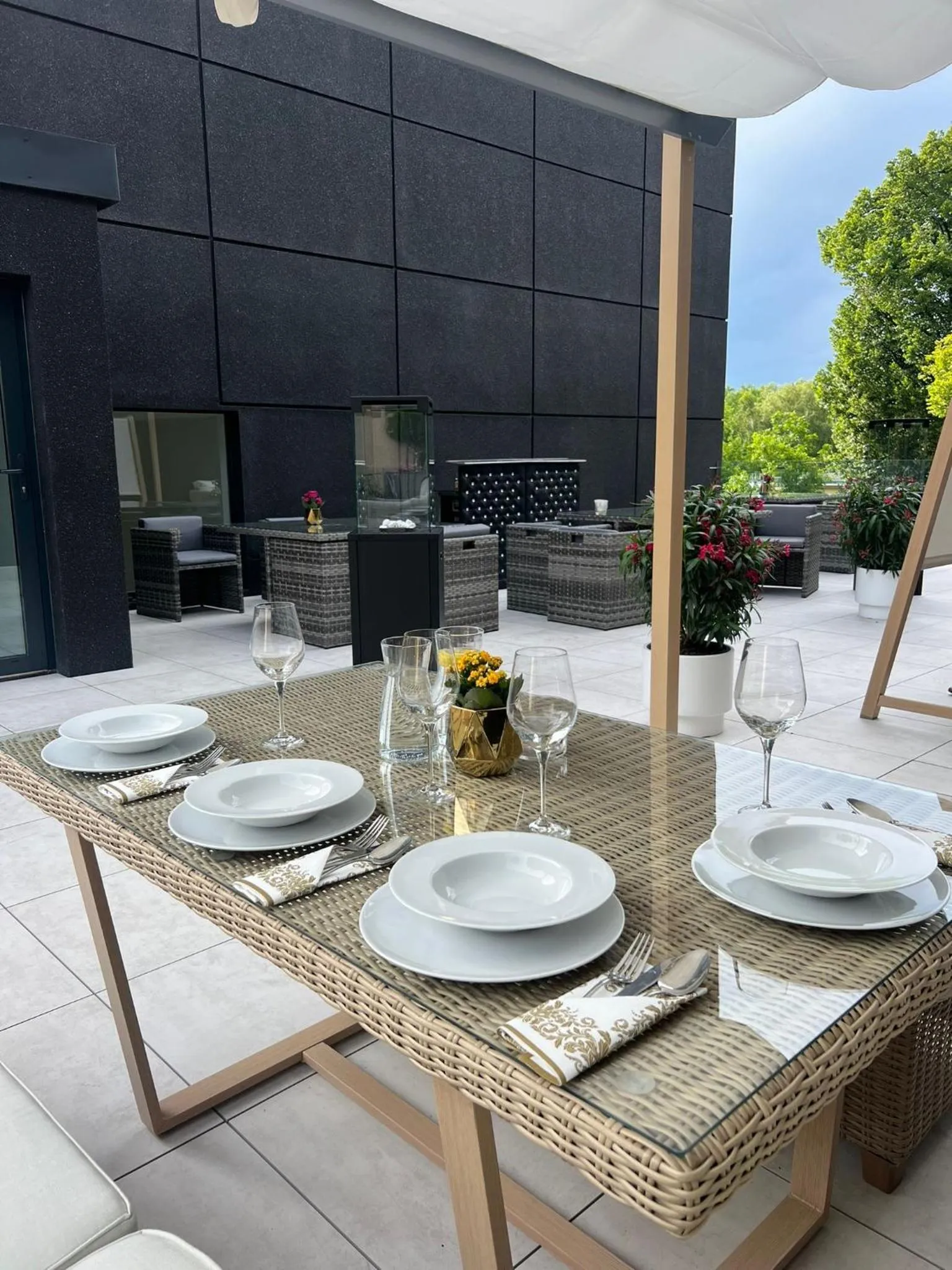 Apartamenty Katowice by Lantier - Swimming Pool Zone