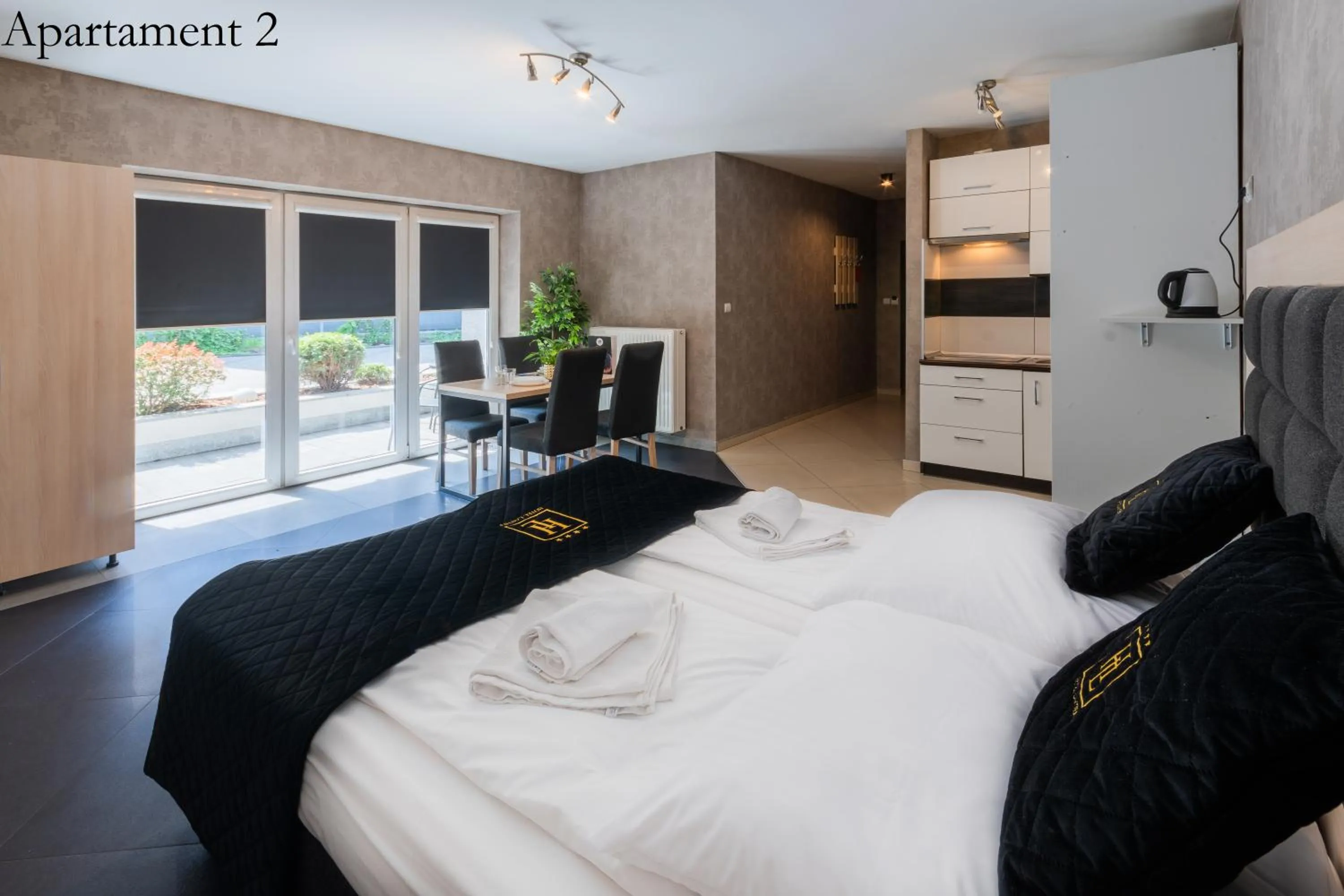 Bed in Apartamenty Katowice by Lantier - Swimming Pool Zone