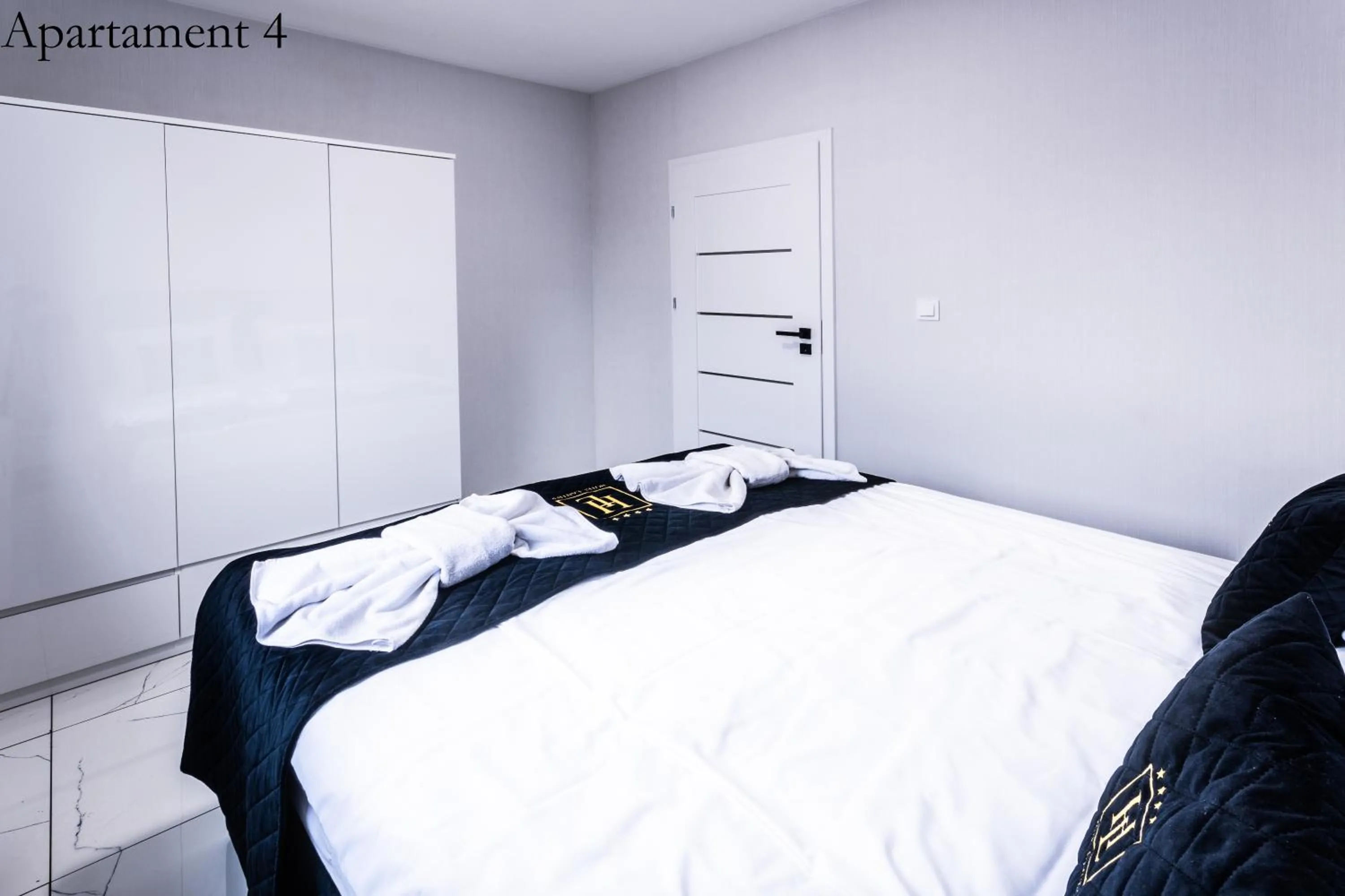 Bed in Apartamenty Katowice by Lantier - Swimming Pool Zone