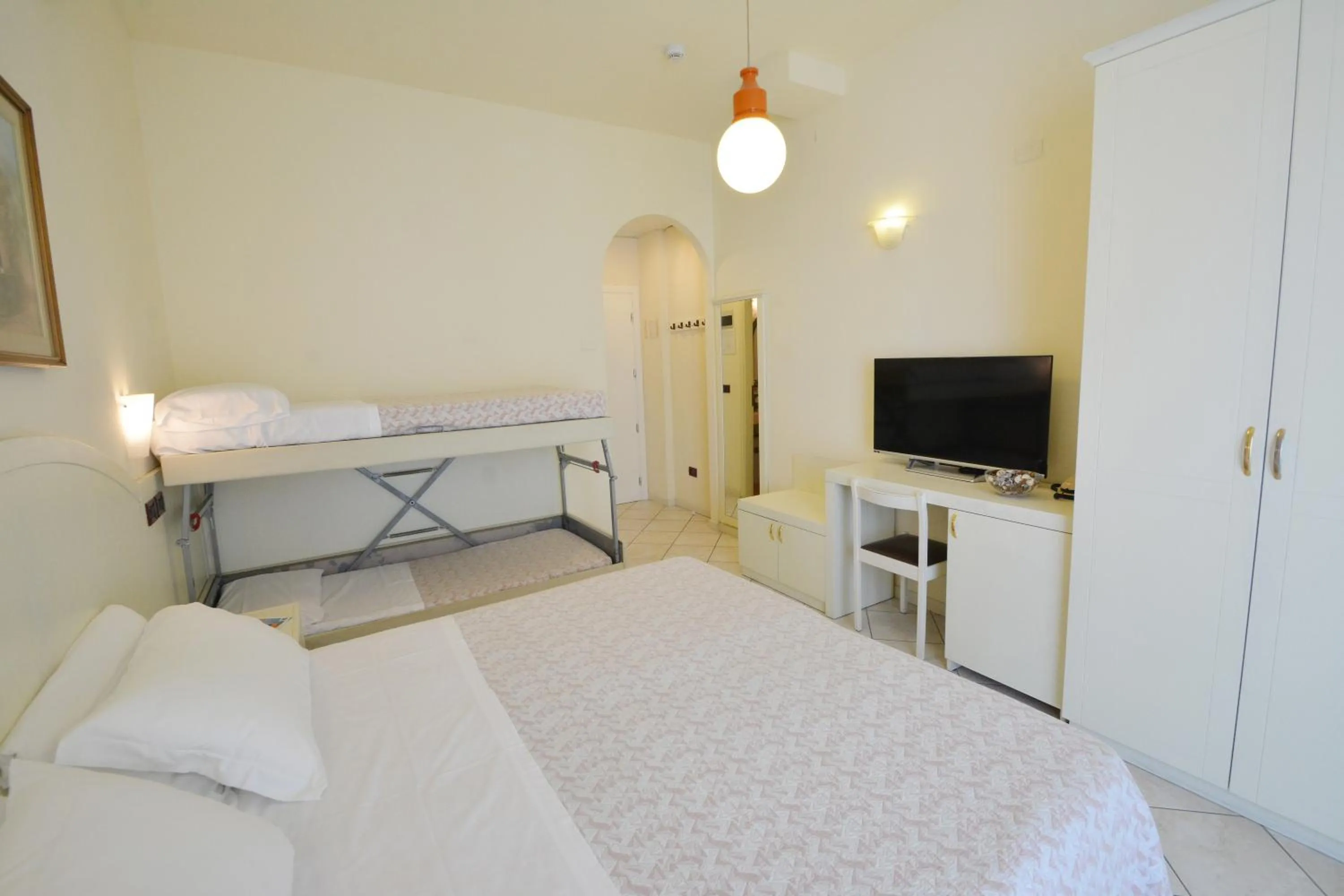 Photo of the whole room, Bed in Hotel Fenice Gluten Free