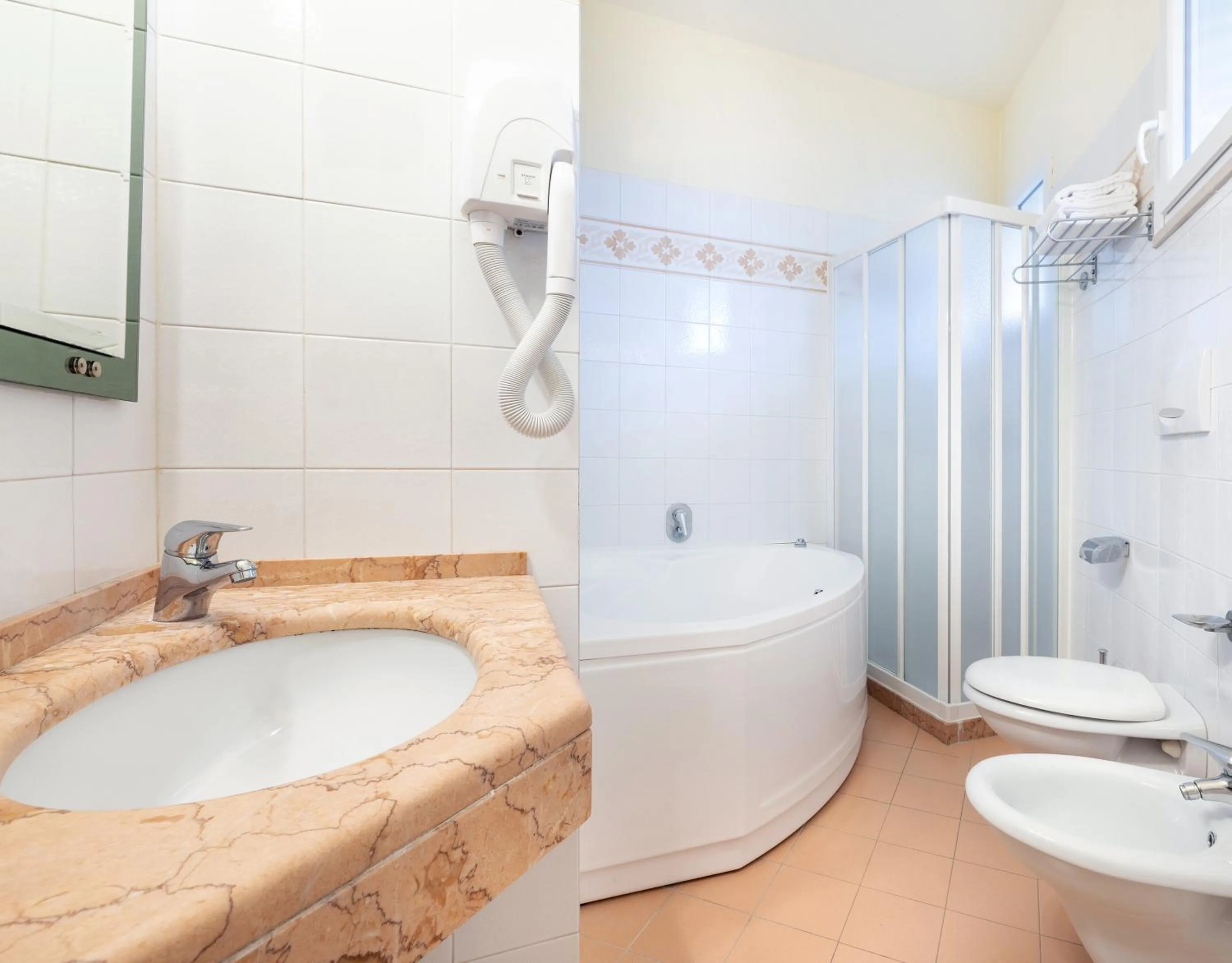 Shower in Hotel Fenice Gluten Free