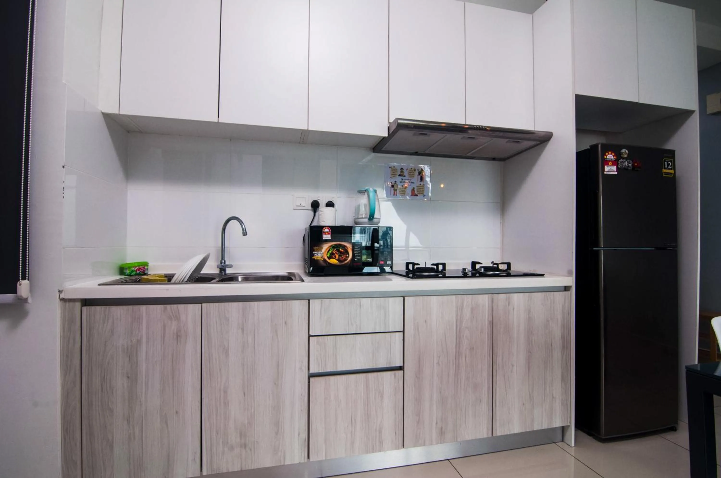 Kenwingston Square Garden By IdealHub