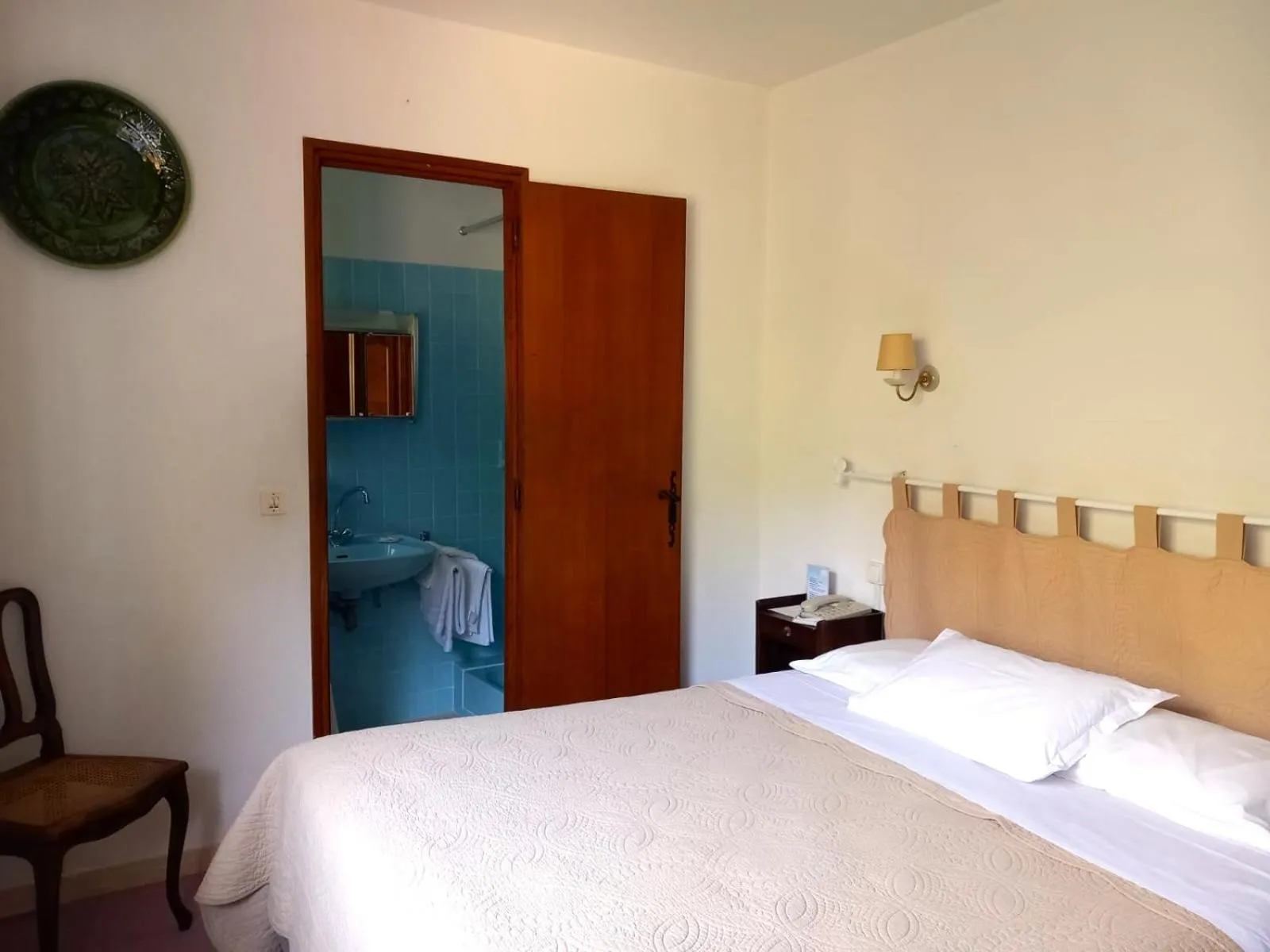 Bed in Hôtel Cap Soleil