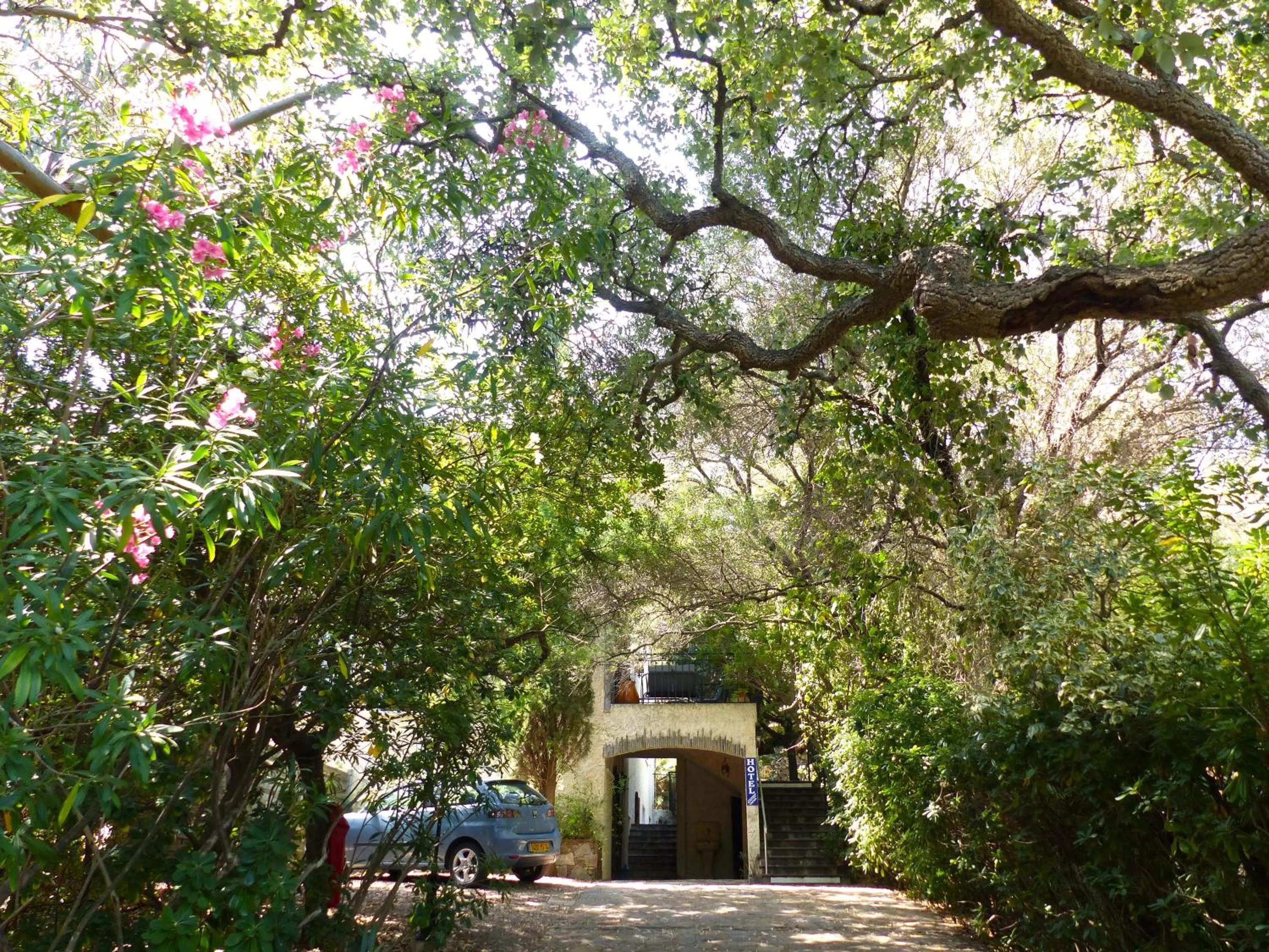 Facade/entrance in Hôtel Cap Soleil
