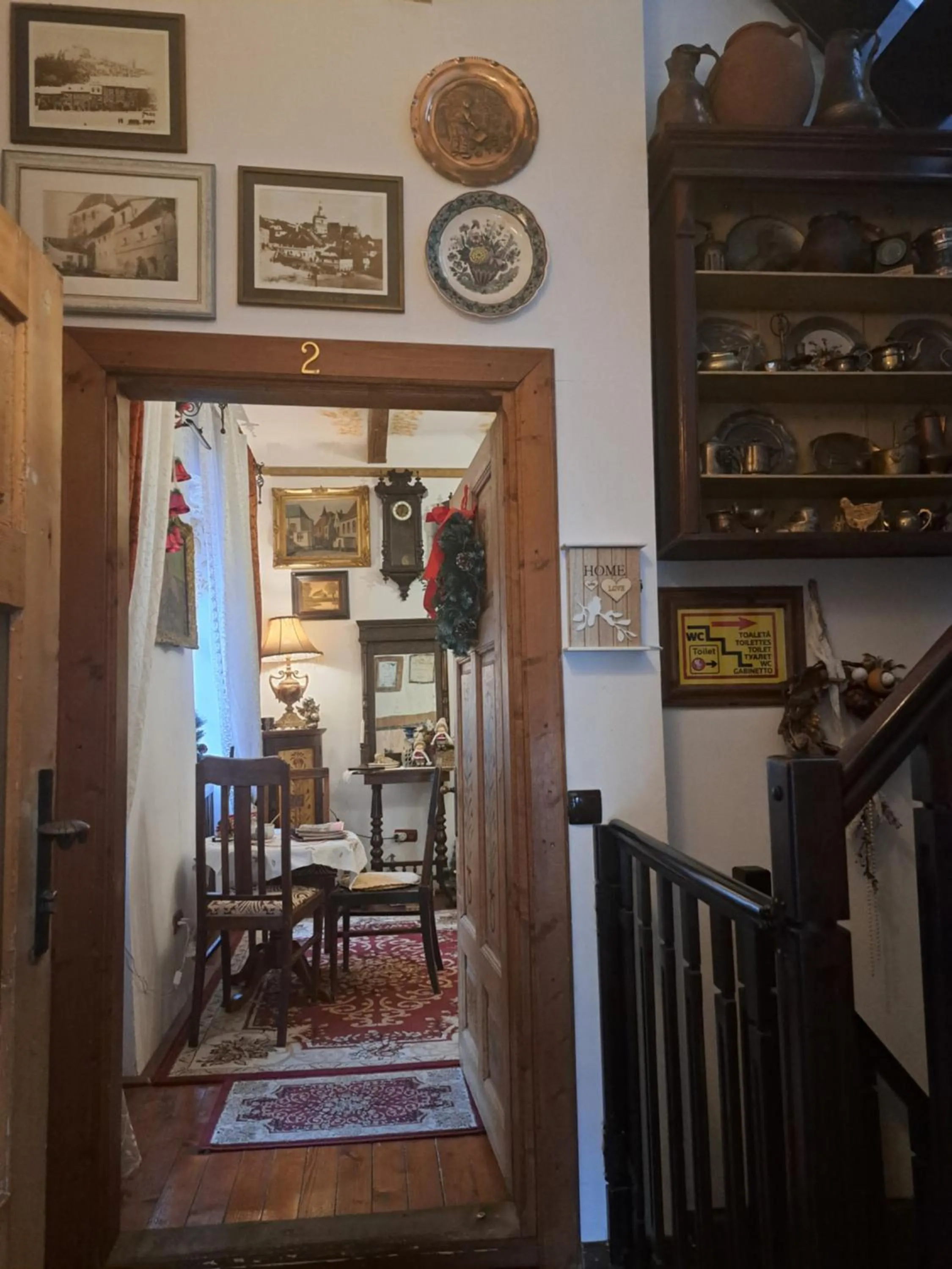 Casa Cositorarului Boutique Pension